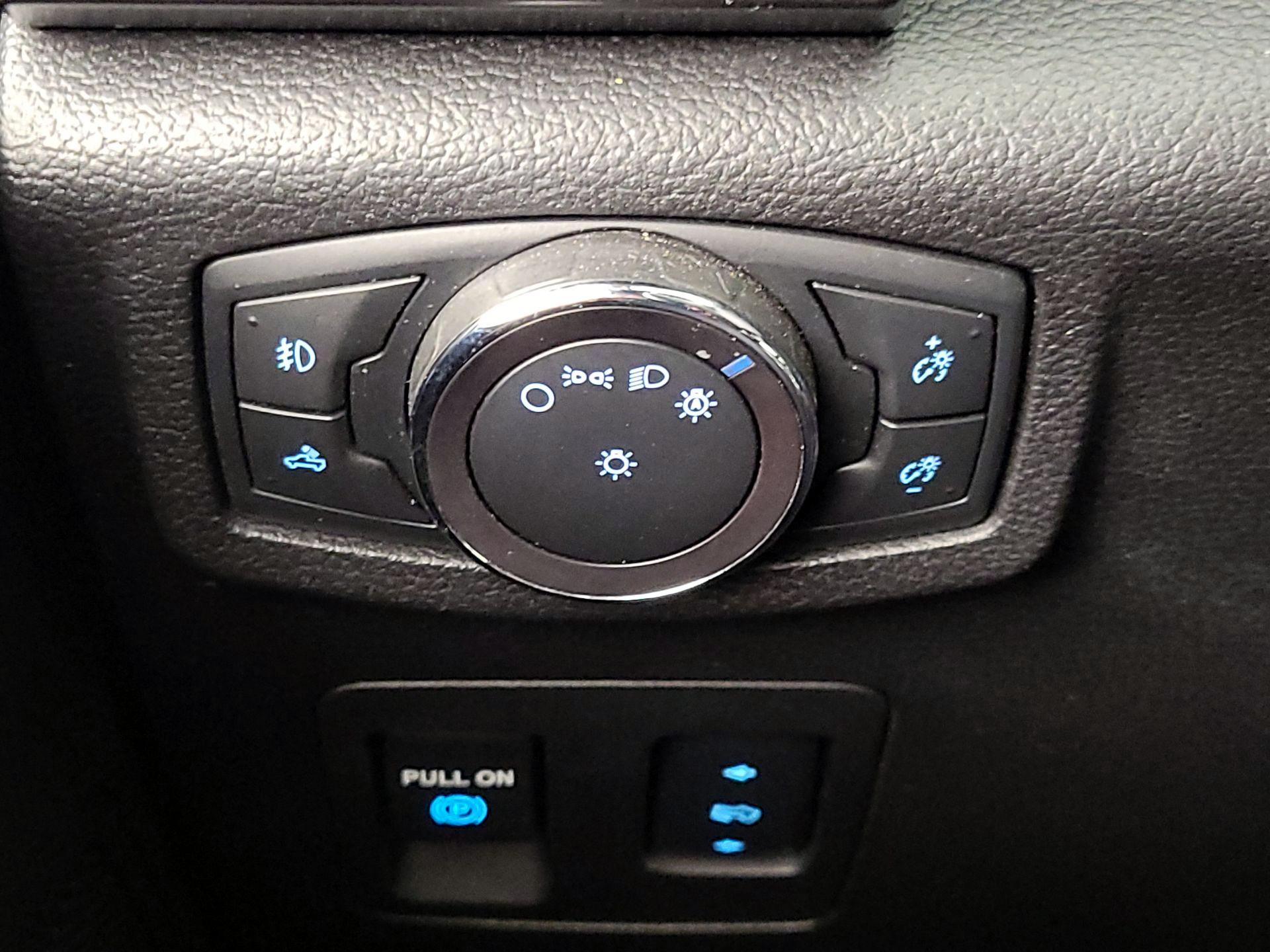 Thumbnail: 2018 Ford F-150 - 13