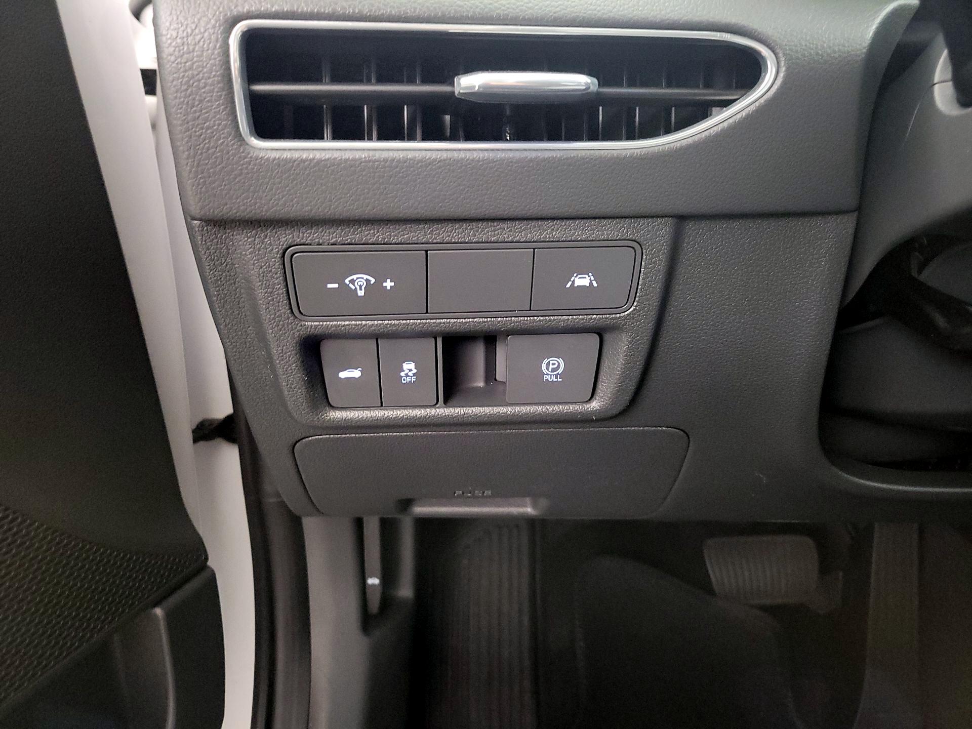 Thumbnail: 2023 Hyundai Sonata - 13