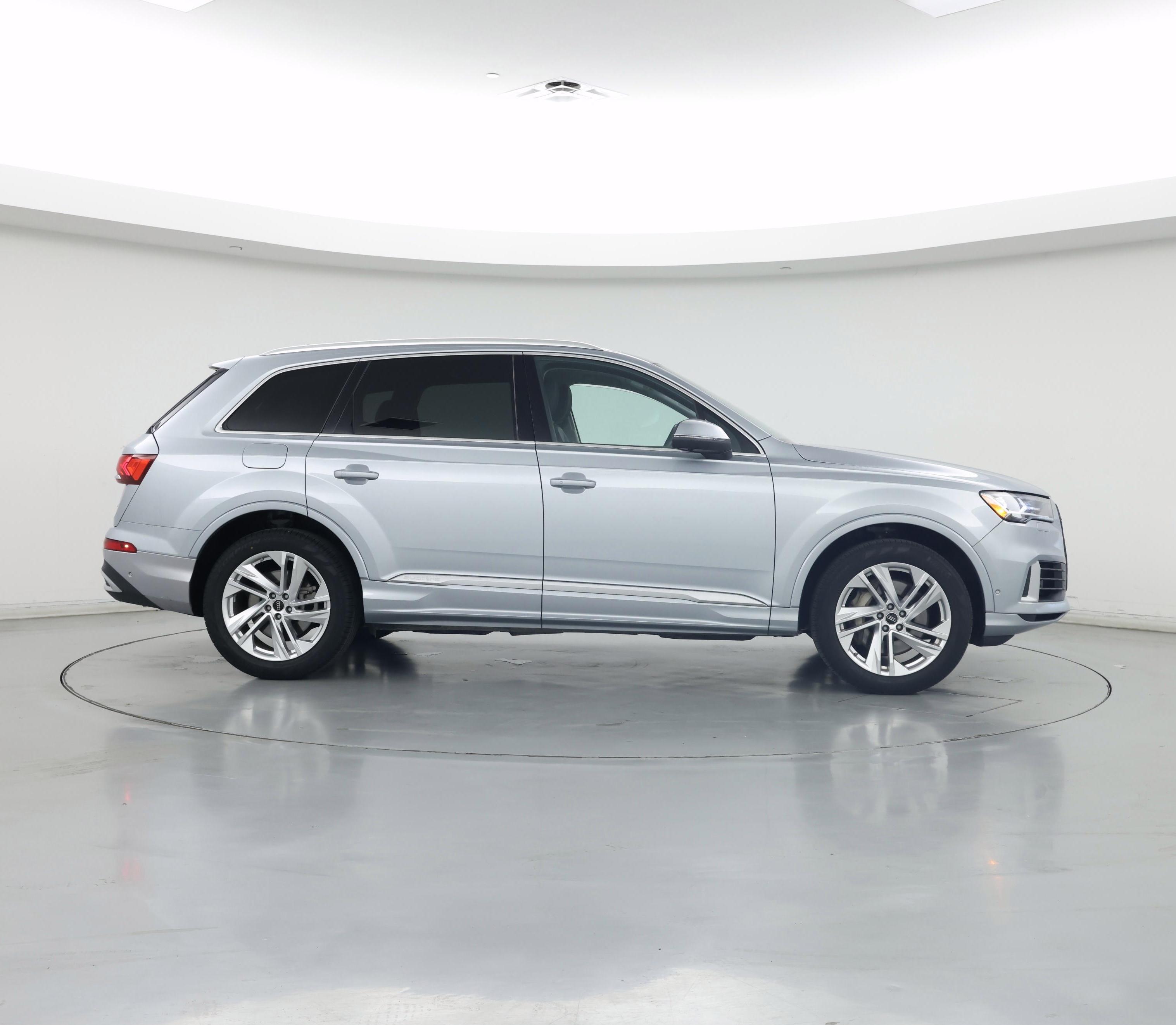 Thumbnail: 2023 Audi Q7 - 7