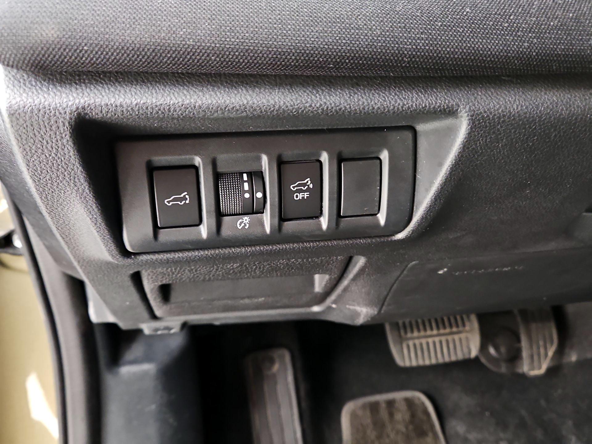 Thumbnail: 2022 Subaru Outback - 13