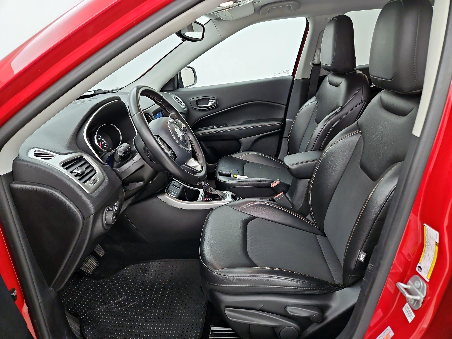 Thumbnail: 2019 Jeep Compass - 11