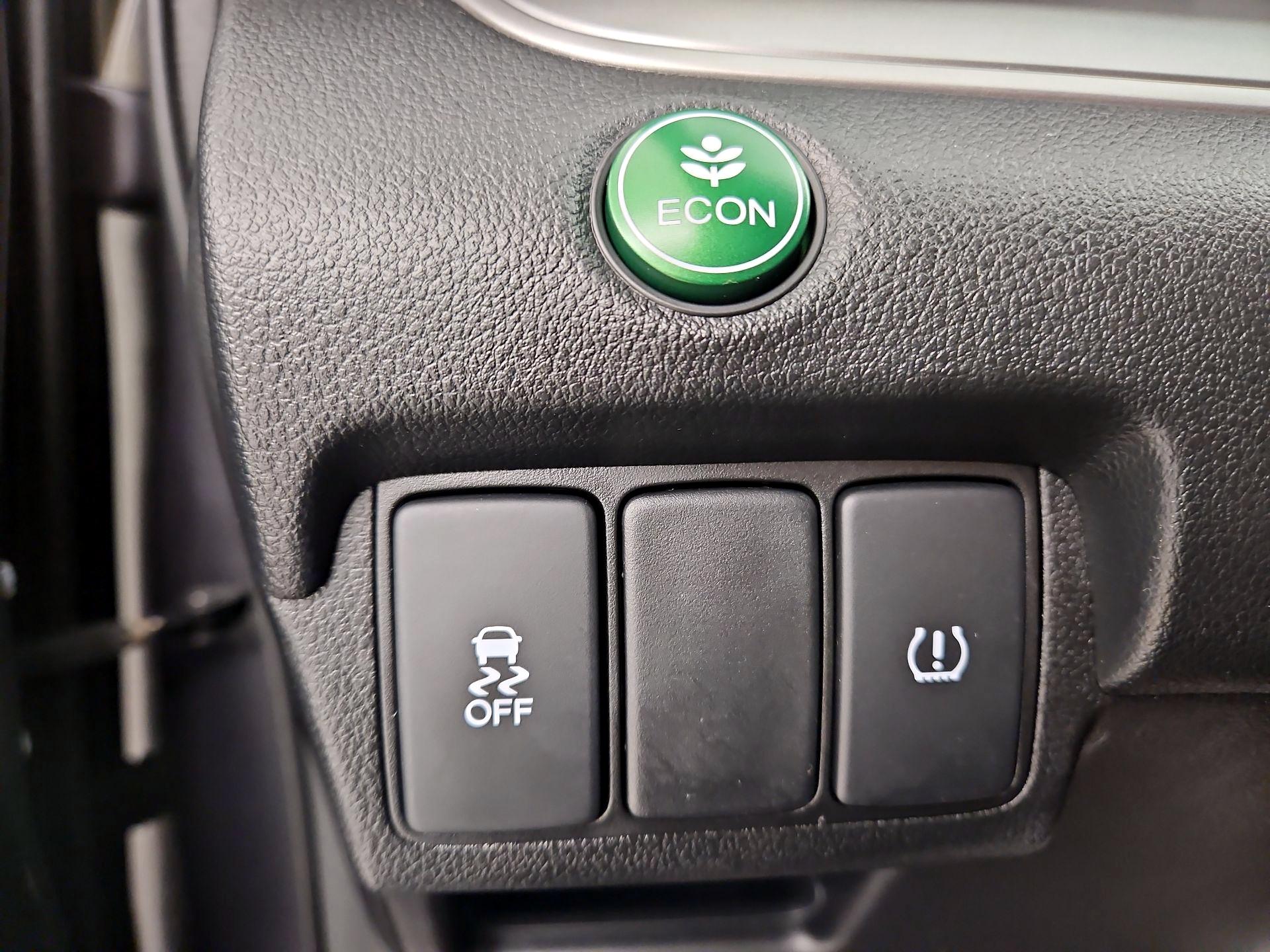 Thumbnail: 2016 Honda CR-V - 13