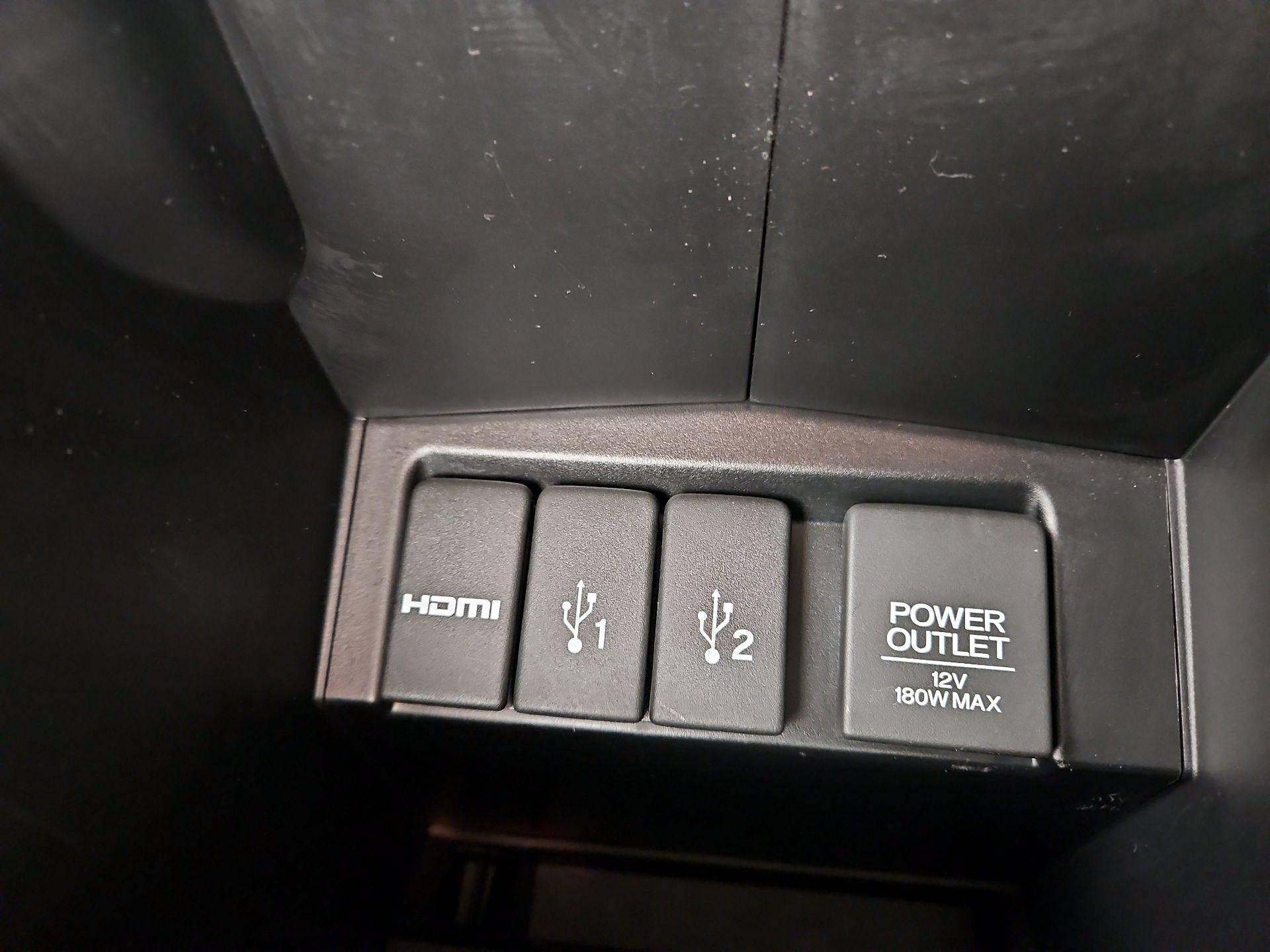 Thumbnail: 2016 Honda CR-V - 18