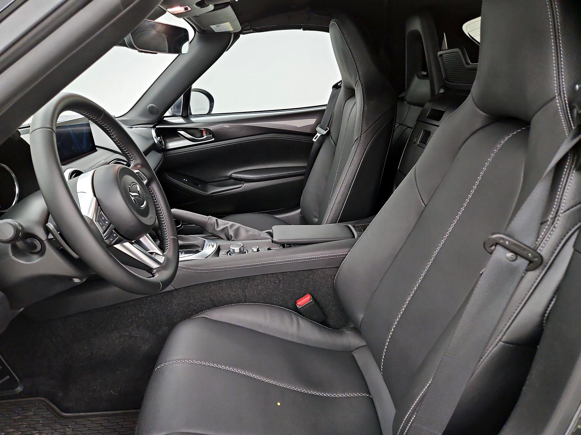 Thumbnail: 2025 Mazda MX-5 Miata - 11