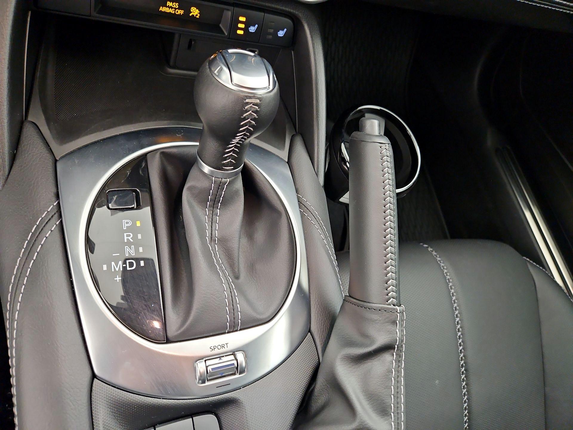 Thumbnail: 2025 Mazda MX-5 Miata - 18