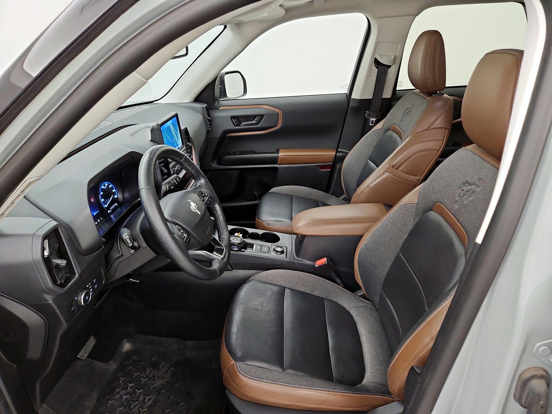 Thumbnail: 2021 Ford Bronco Sport - 11