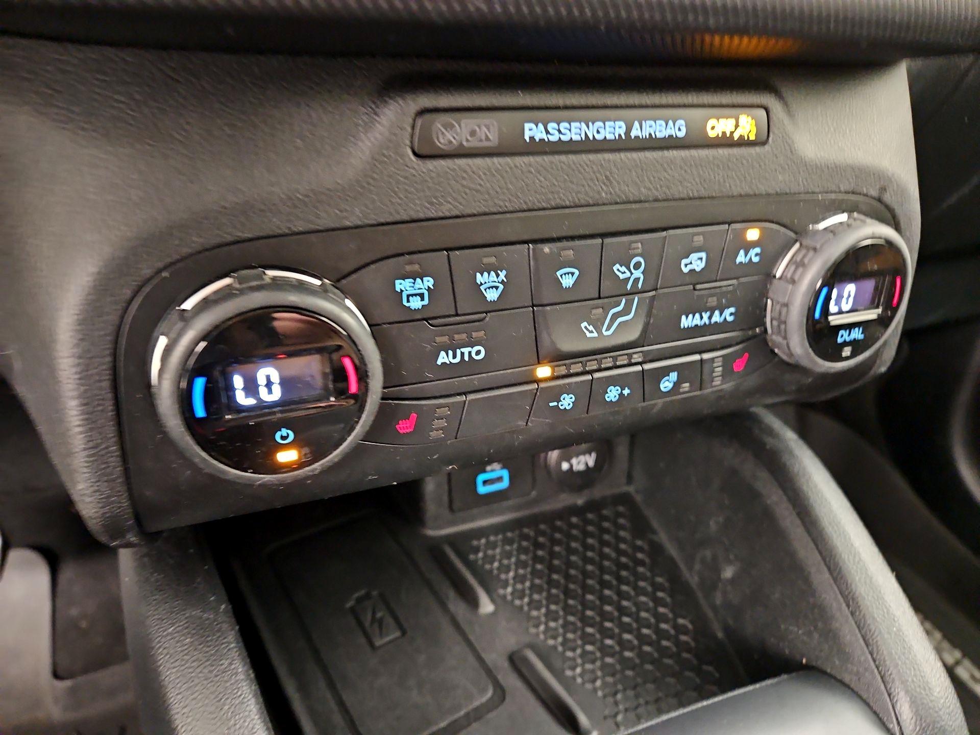 Thumbnail: 2021 Ford Bronco Sport - 17