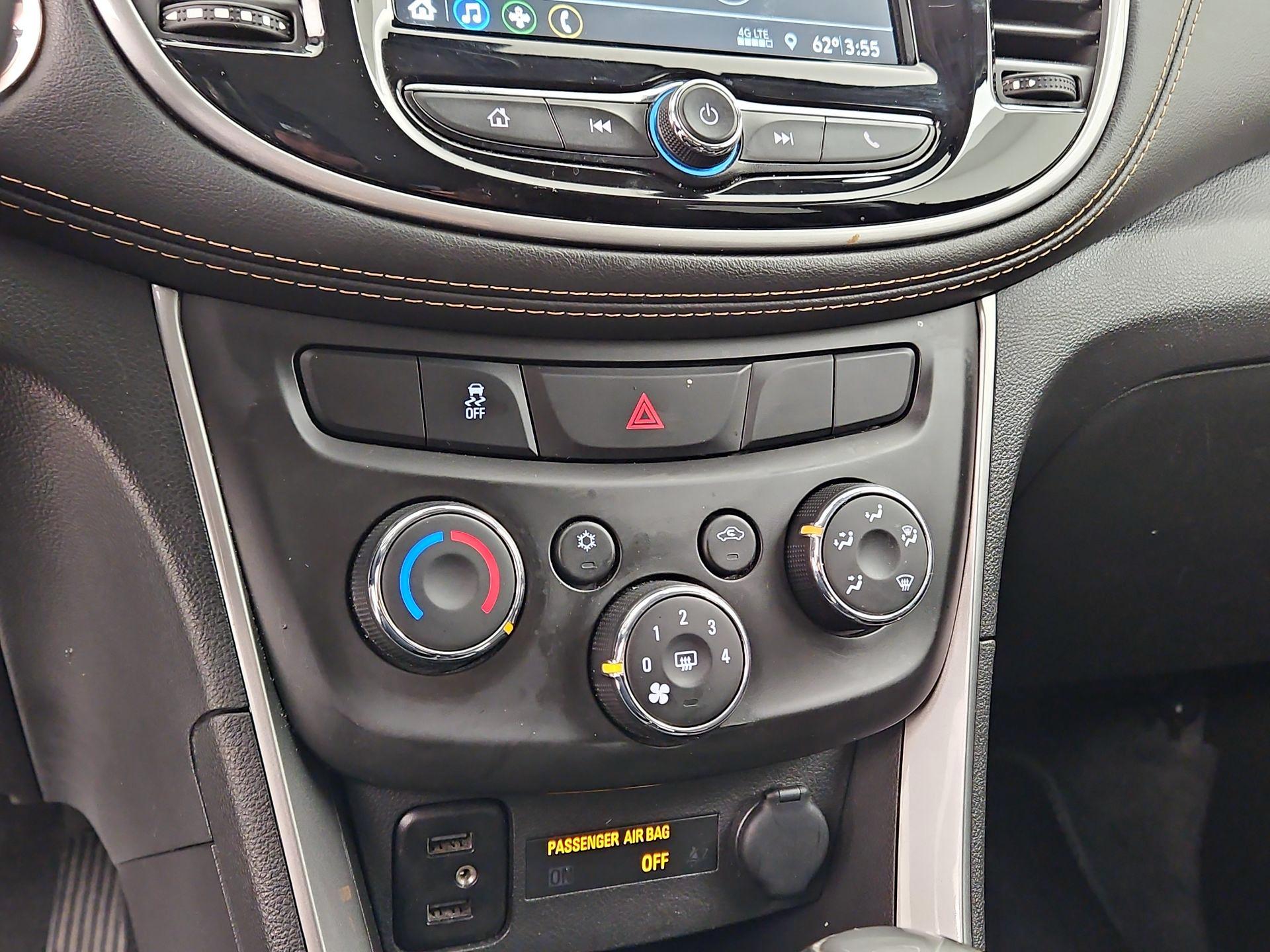 Thumbnail: 2019 Chevrolet Trax - 16