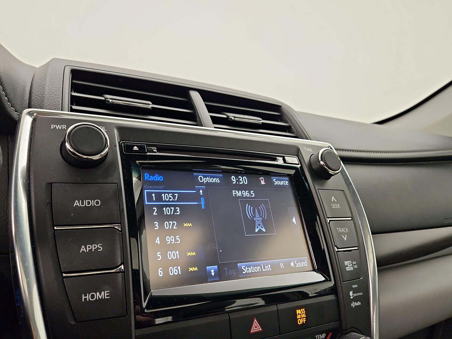 Thumbnail: 2015 Toyota Camry - 15