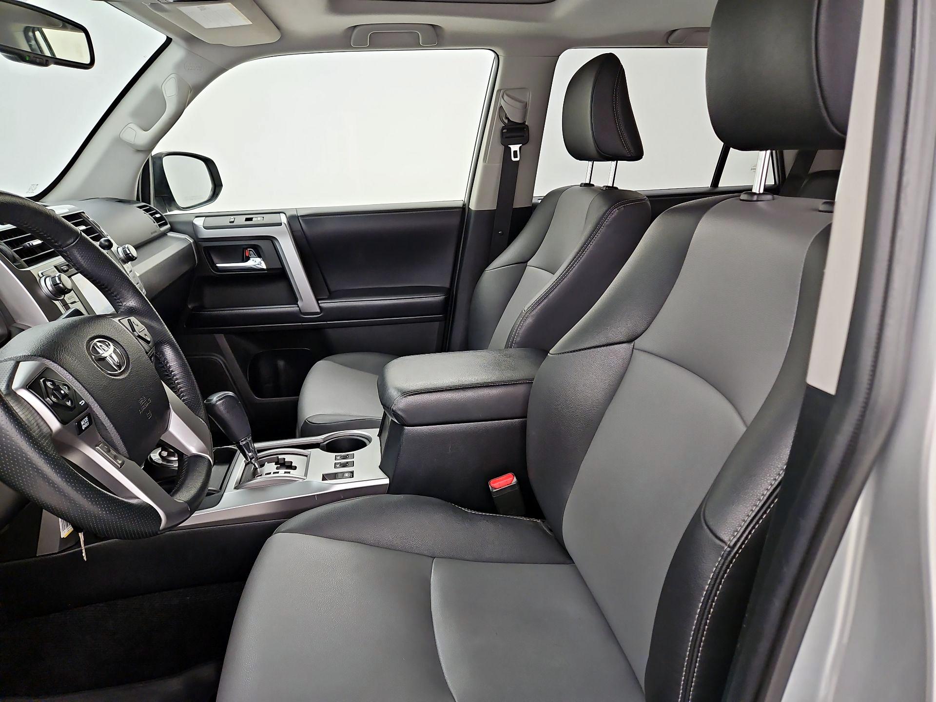 Thumbnail: 2019 Toyota 4Runner - 11