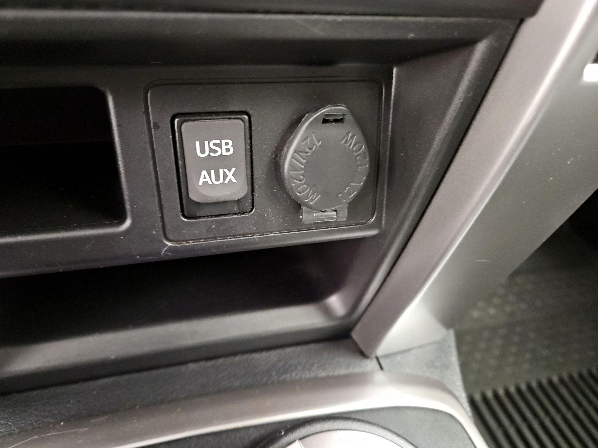 Thumbnail: 2019 Toyota 4Runner - 19