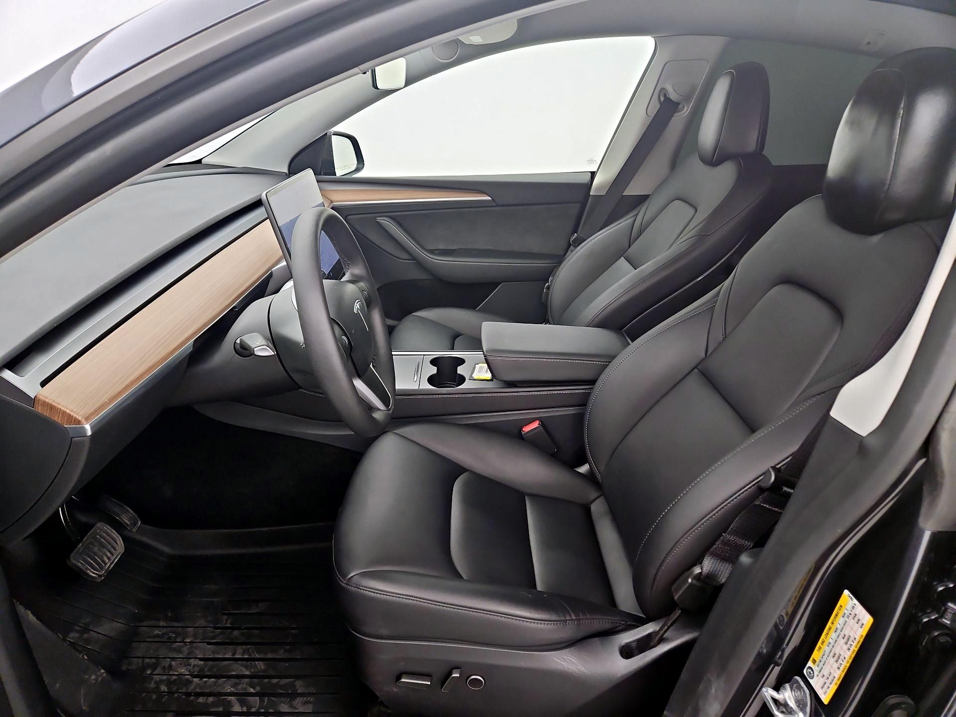 Thumbnail: 2025 Tesla Model Y - 11