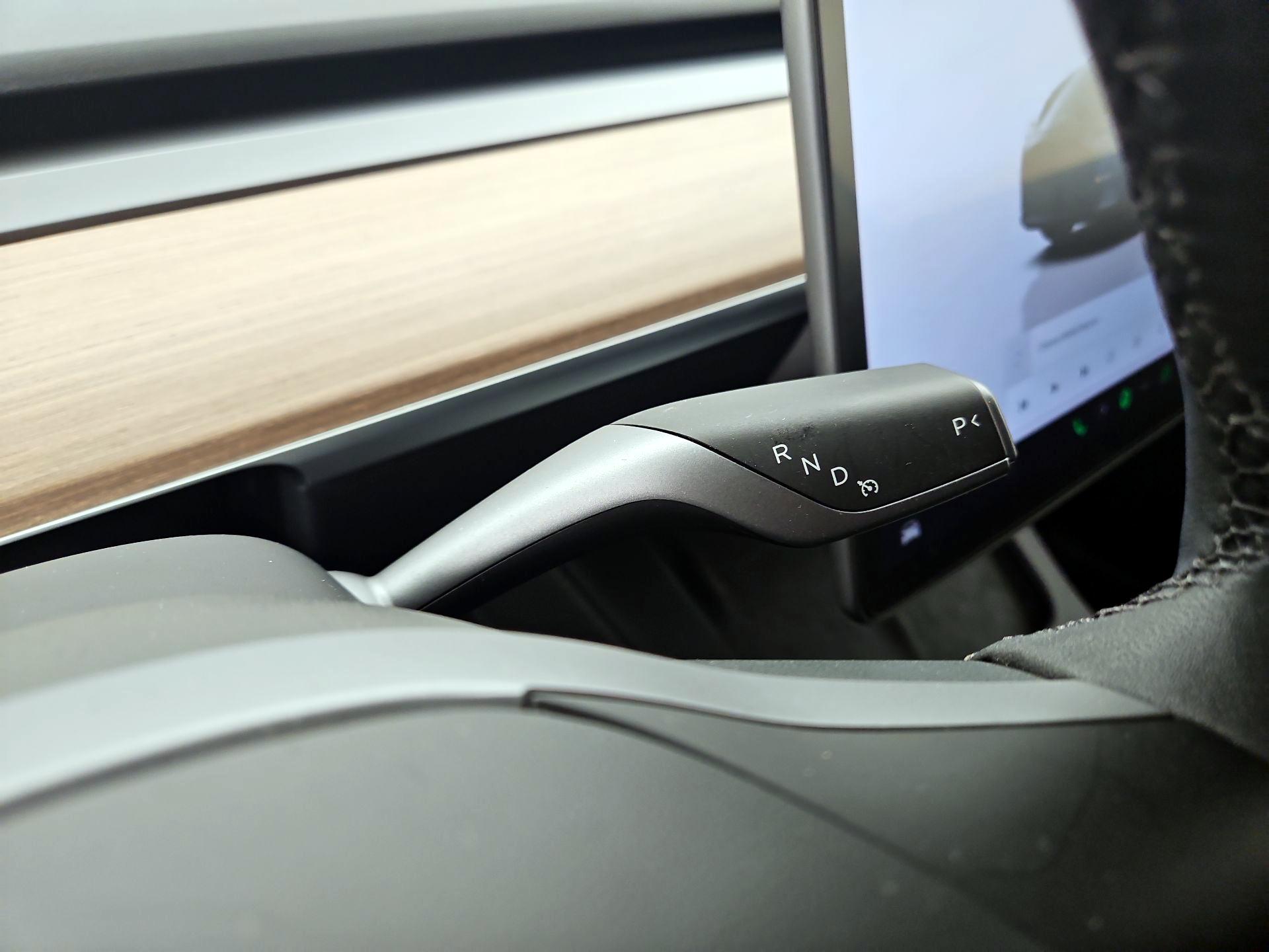 Thumbnail: 2025 Tesla Model Y - 17