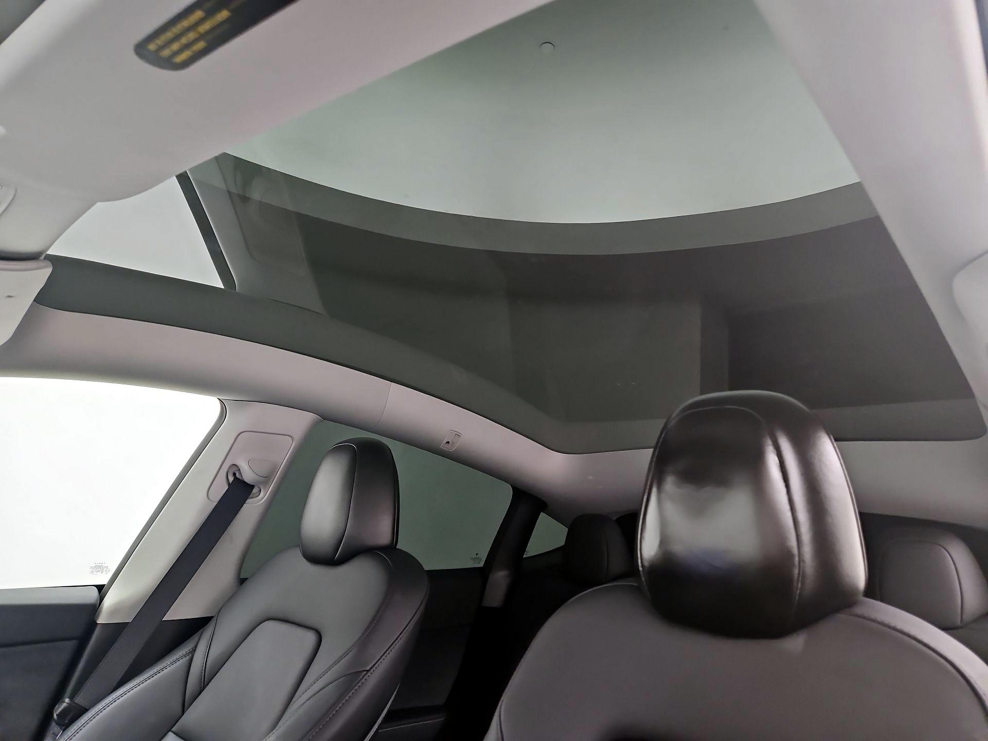 Thumbnail: 2025 Tesla Model Y - 18