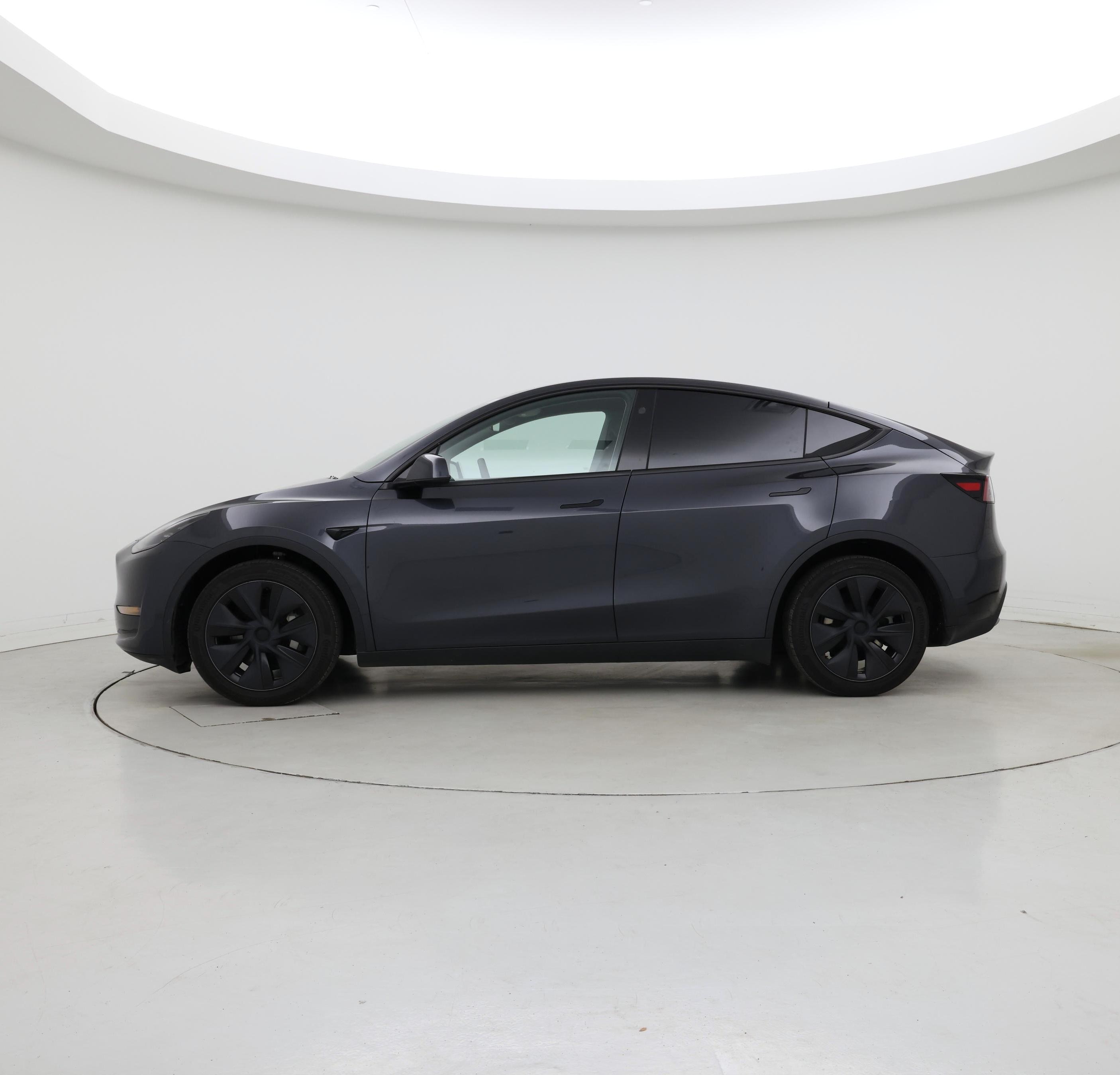 Thumbnail: 2025 Tesla Model Y - 3