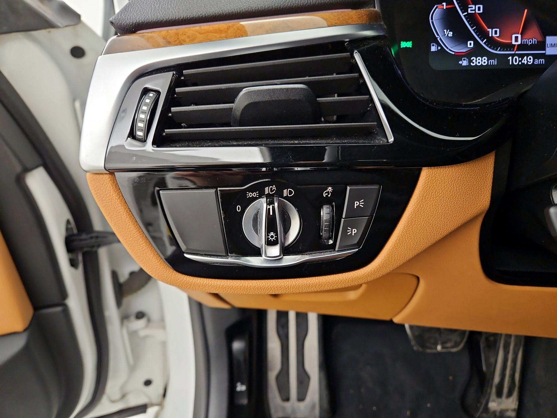 Thumbnail: 2020 BMW 5 Series - 13