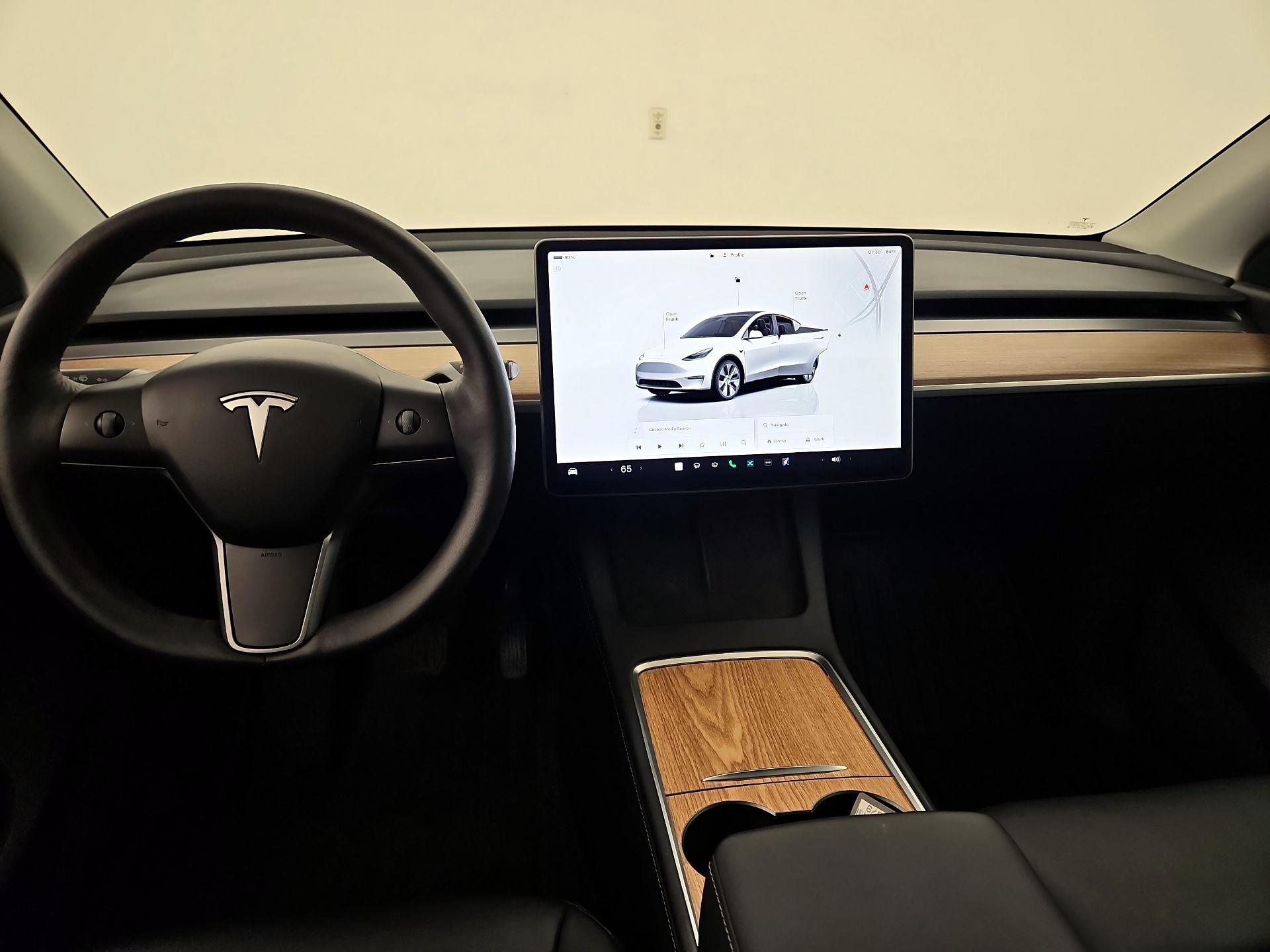 Thumbnail: 2022 Tesla Model Y - 9