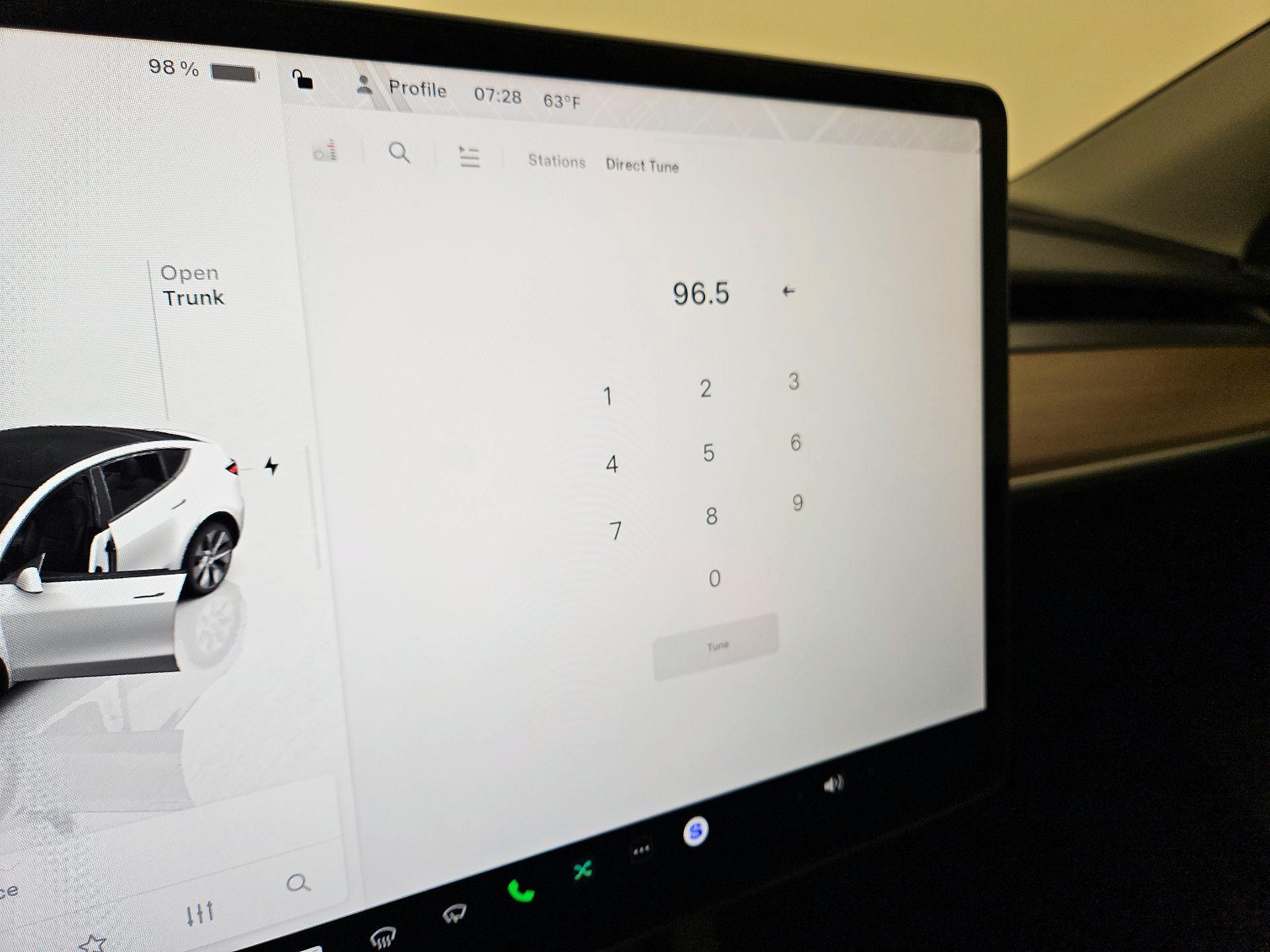 Thumbnail: 2022 Tesla Model Y - 15