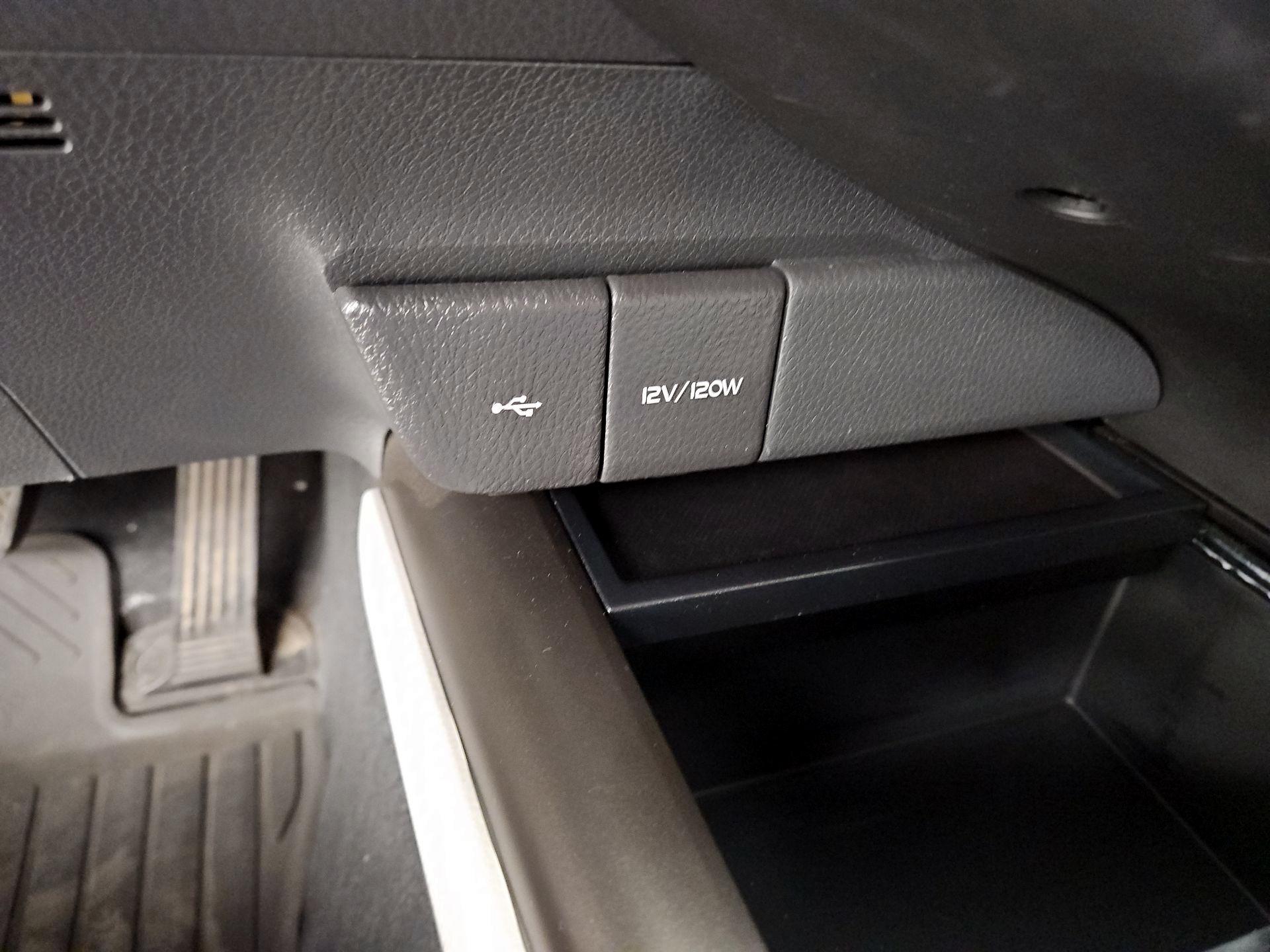 Thumbnail: 2023 Toyota Camry - 18