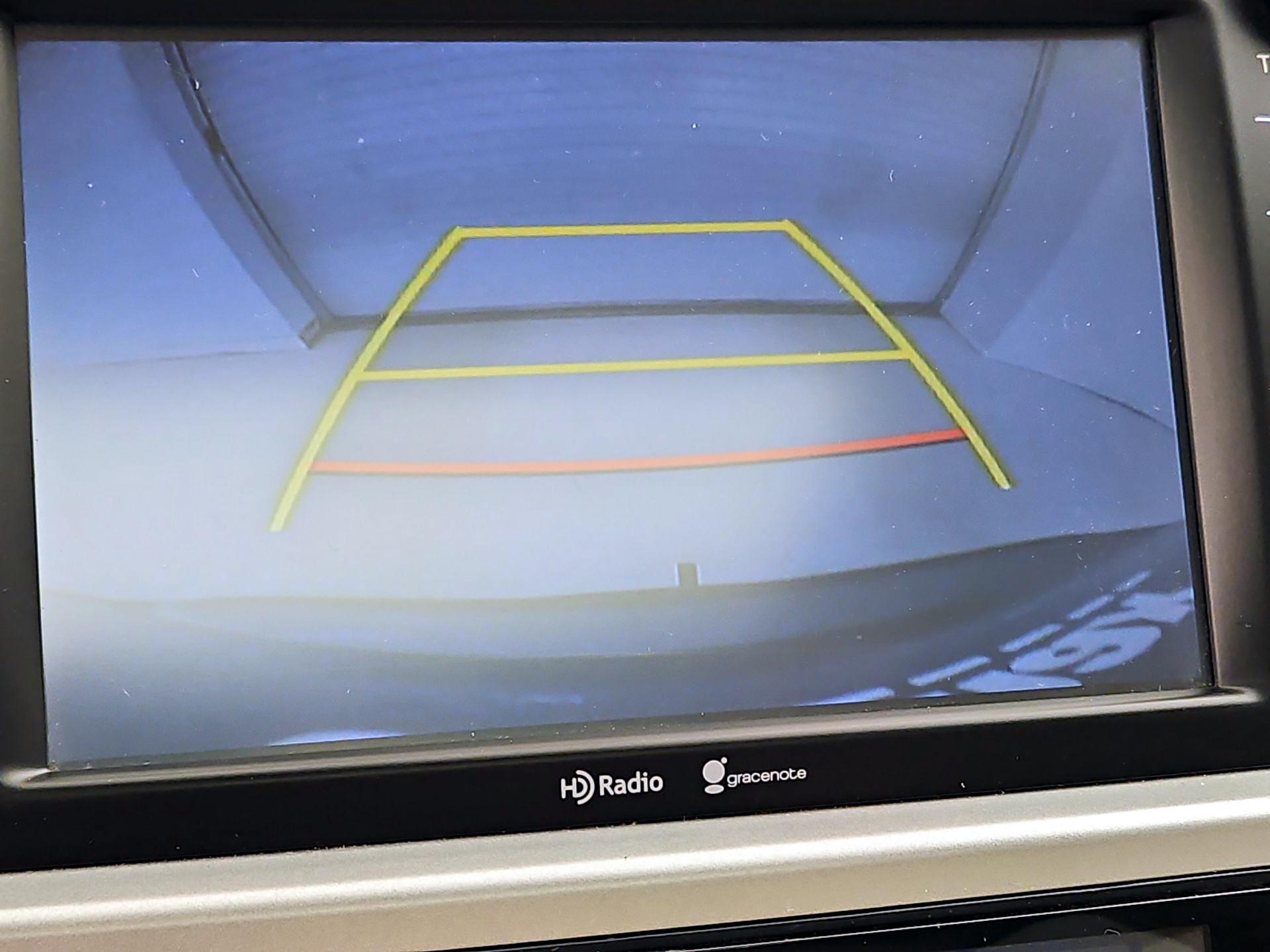 Thumbnail: 2014 Toyota Highlander - 15