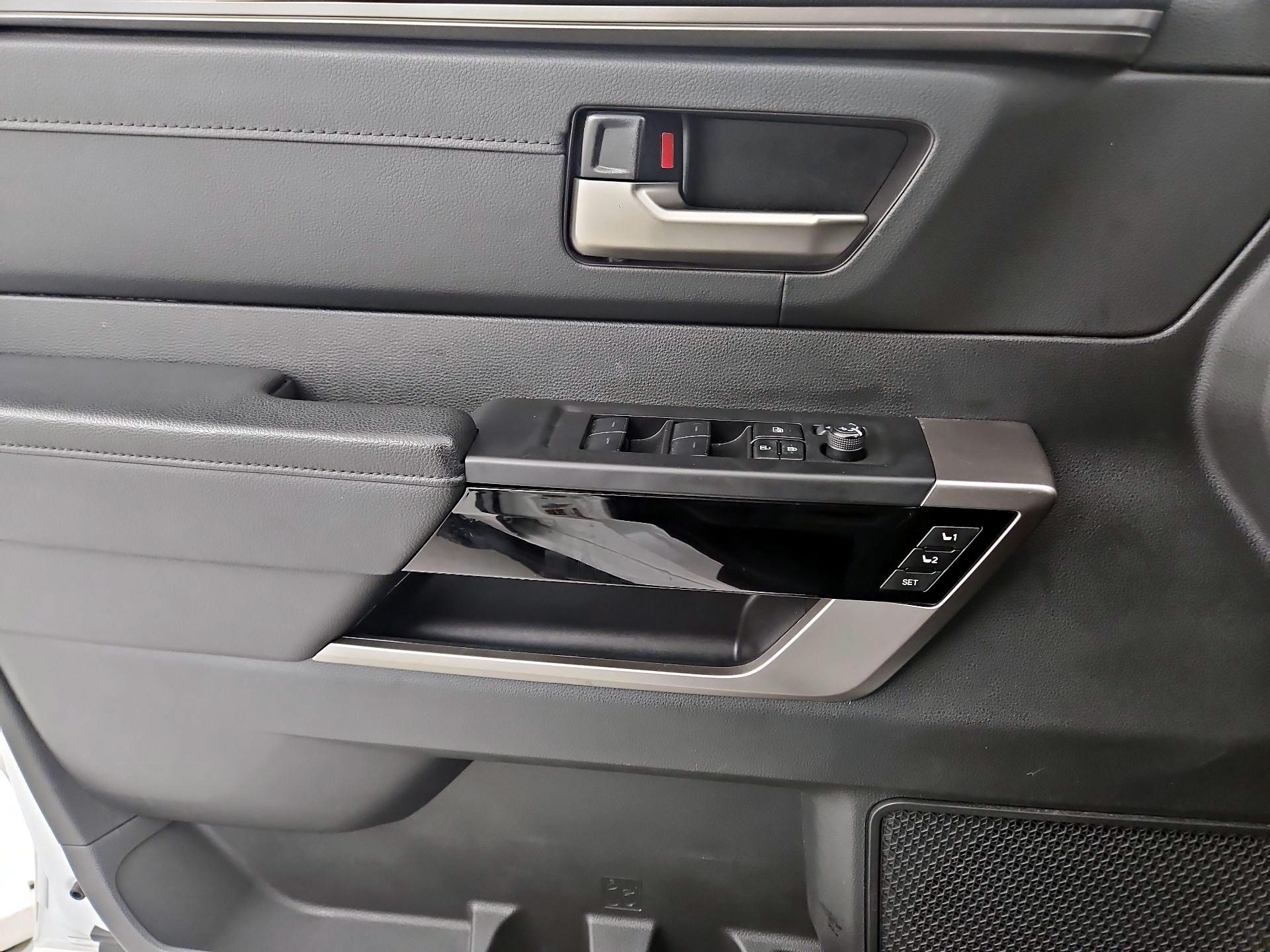 Thumbnail: 2024 Toyota Tundra - 12