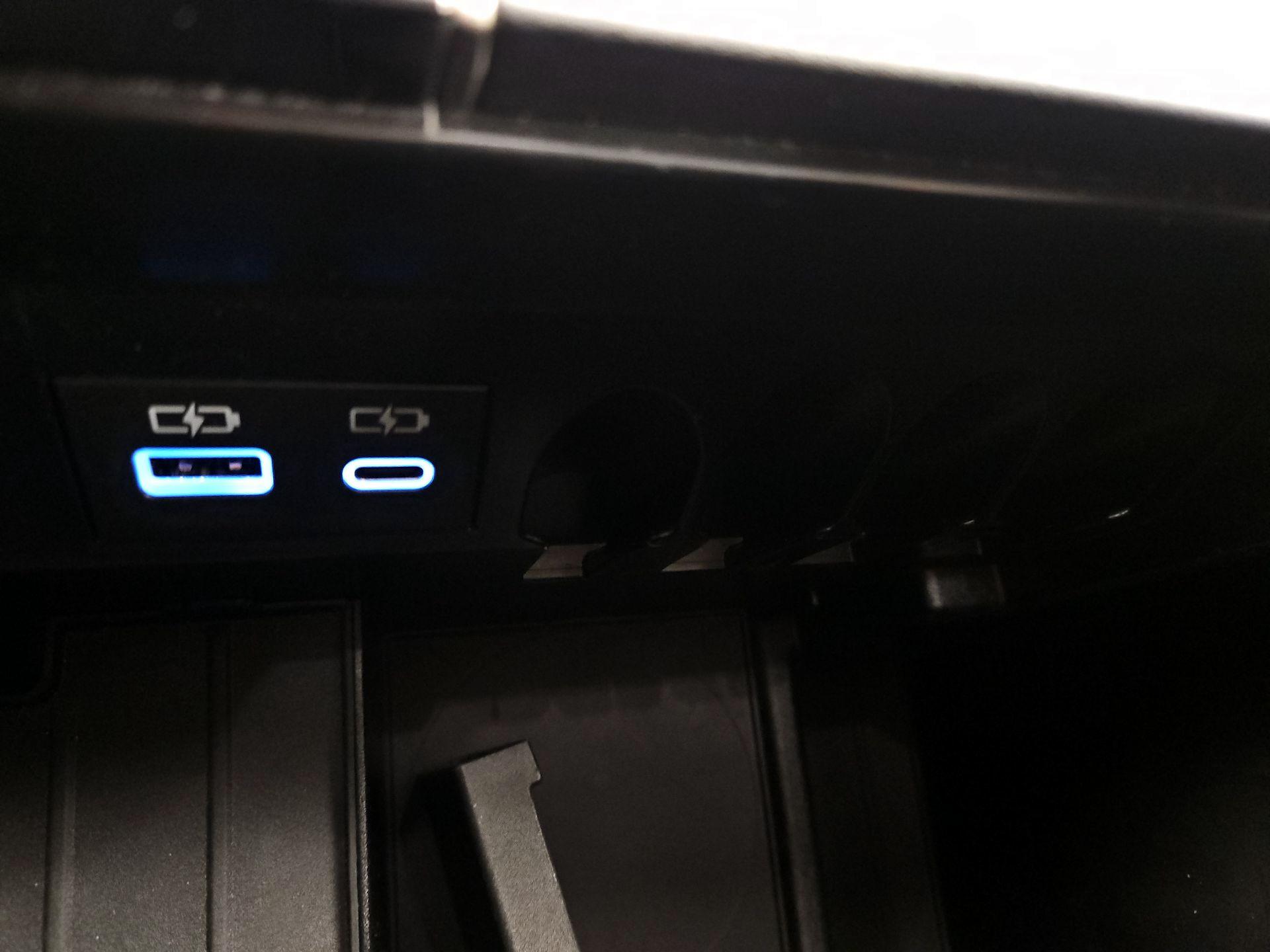 Thumbnail: 2024 Toyota Tundra - 18