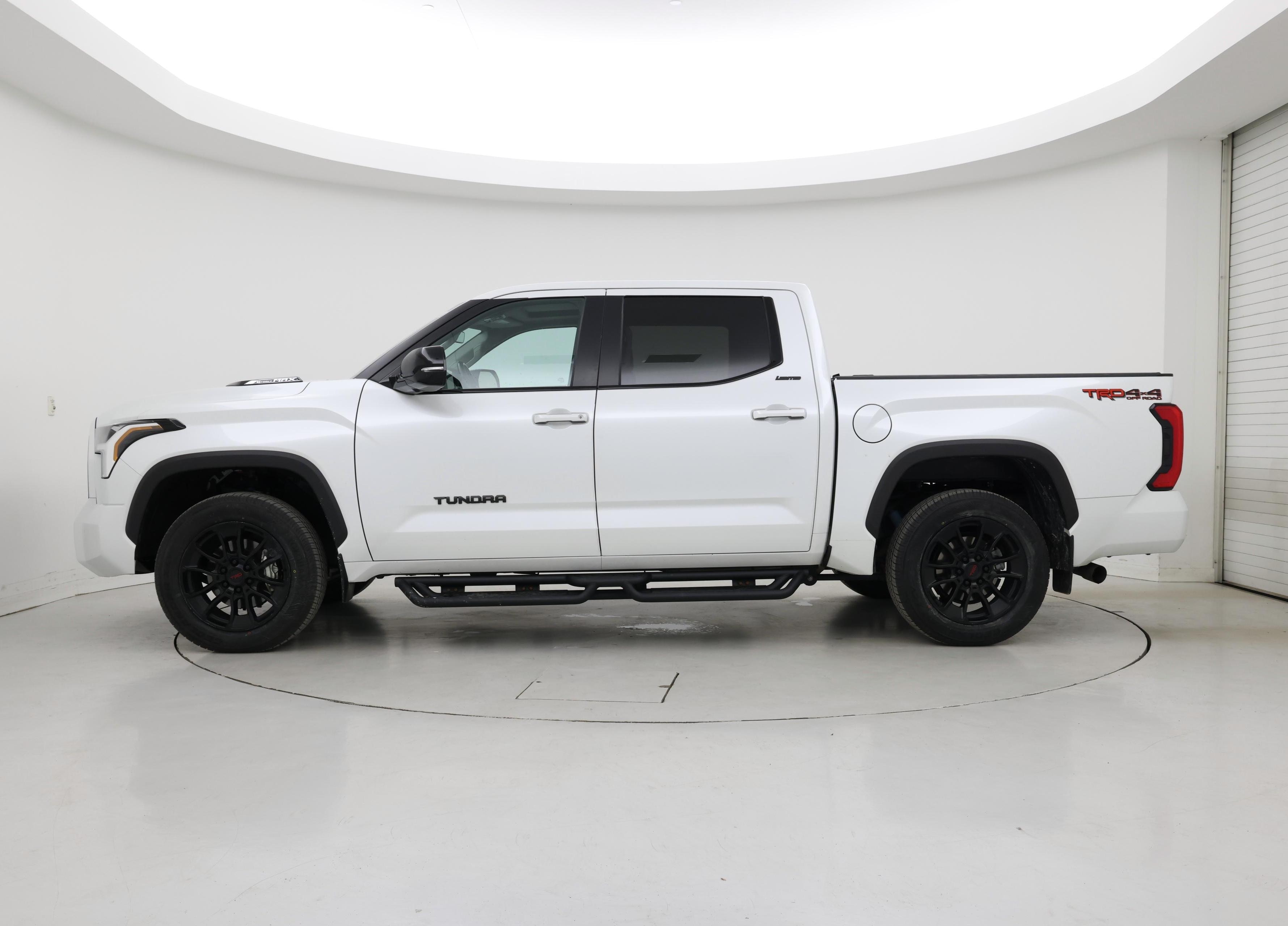 Thumbnail: 2024 Toyota Tundra - 3