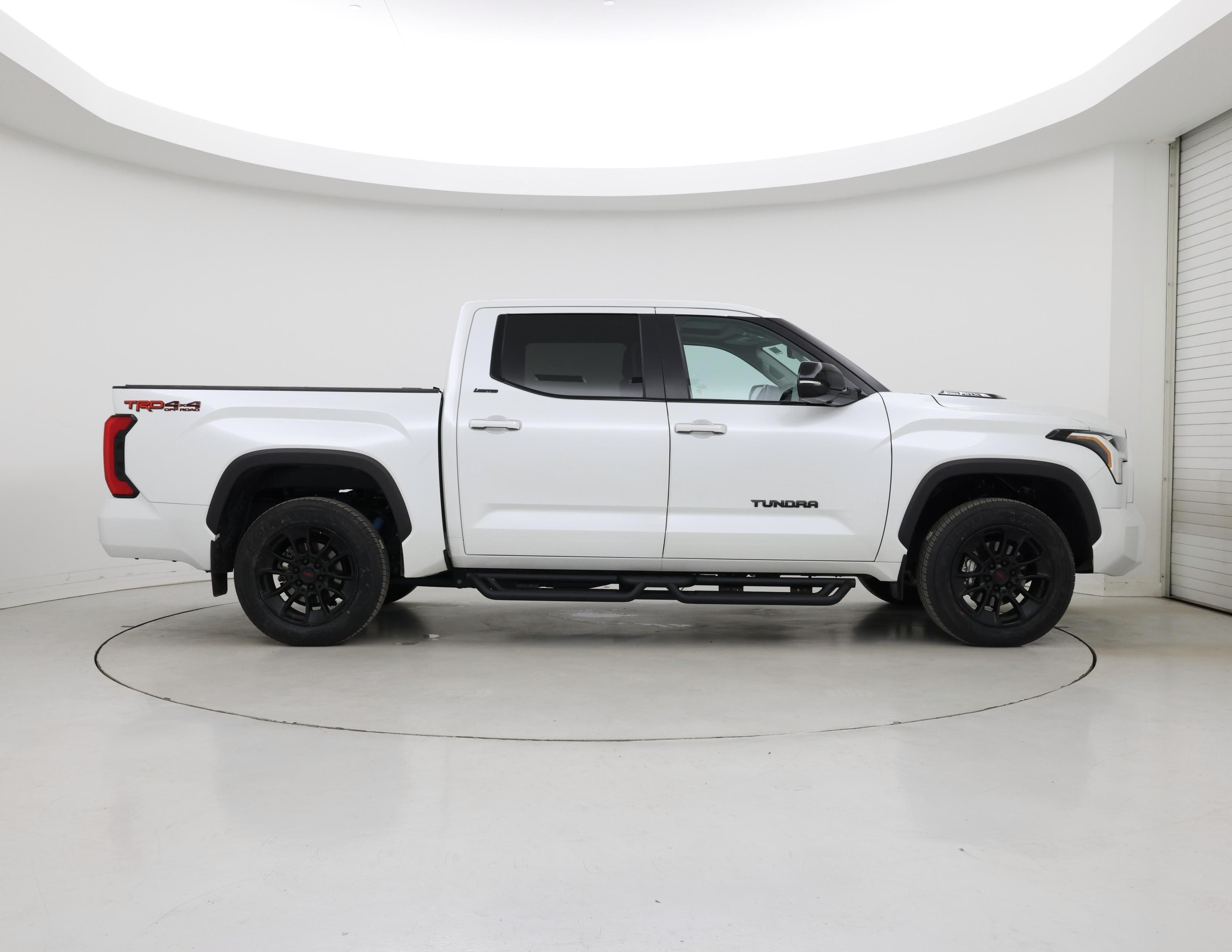 Thumbnail: 2024 Toyota Tundra - 7