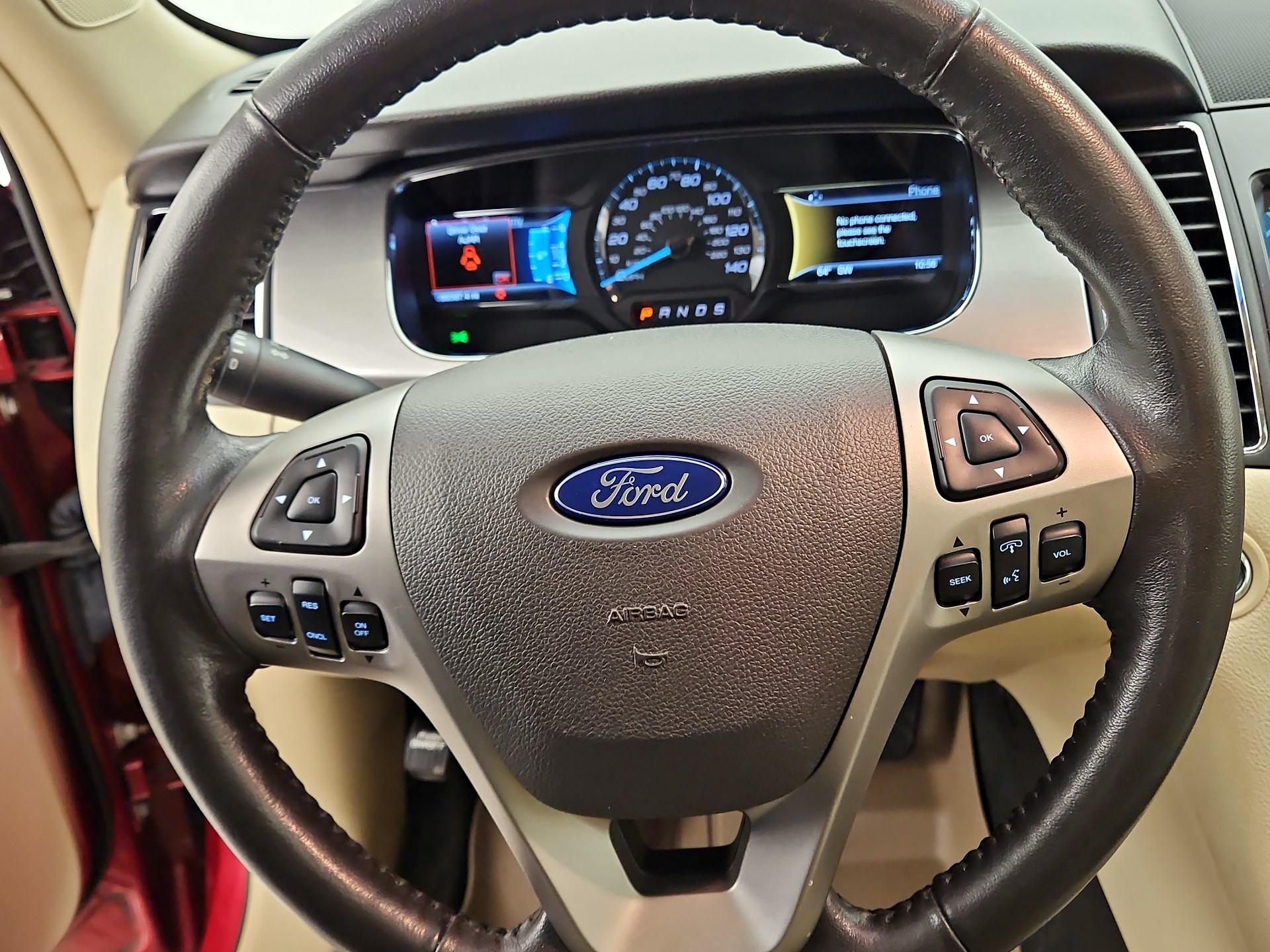 Thumbnail: 2016 Ford Taurus - 10