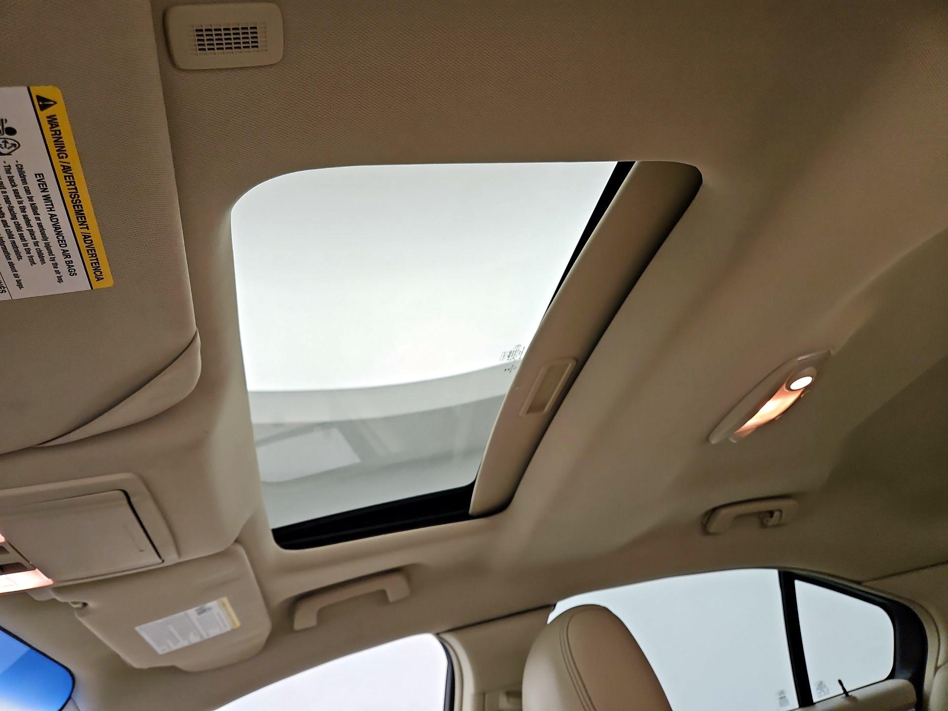 Thumbnail: 2016 Ford Taurus - 20