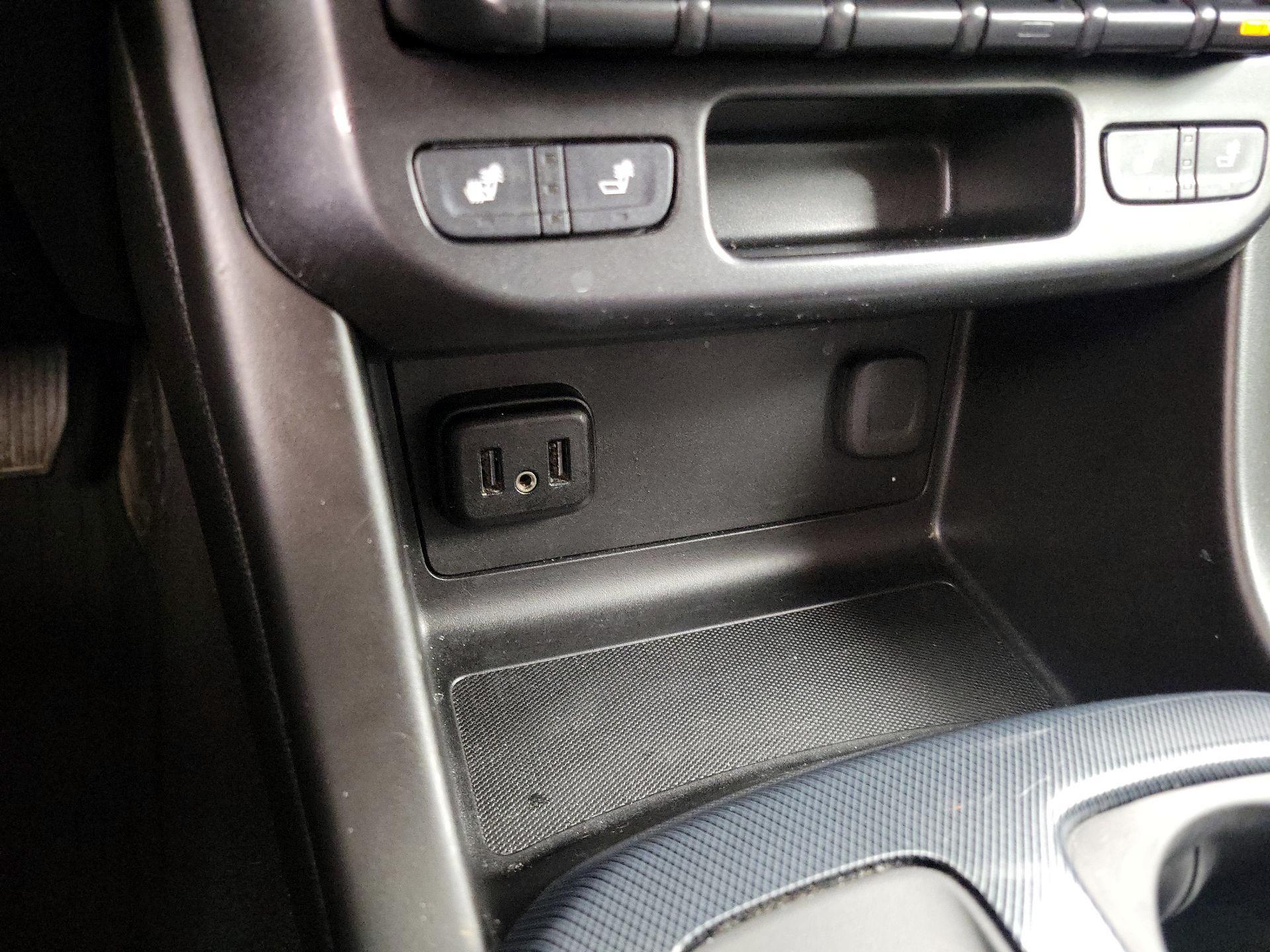 Thumbnail: 2021 Chevrolet Colorado - 18