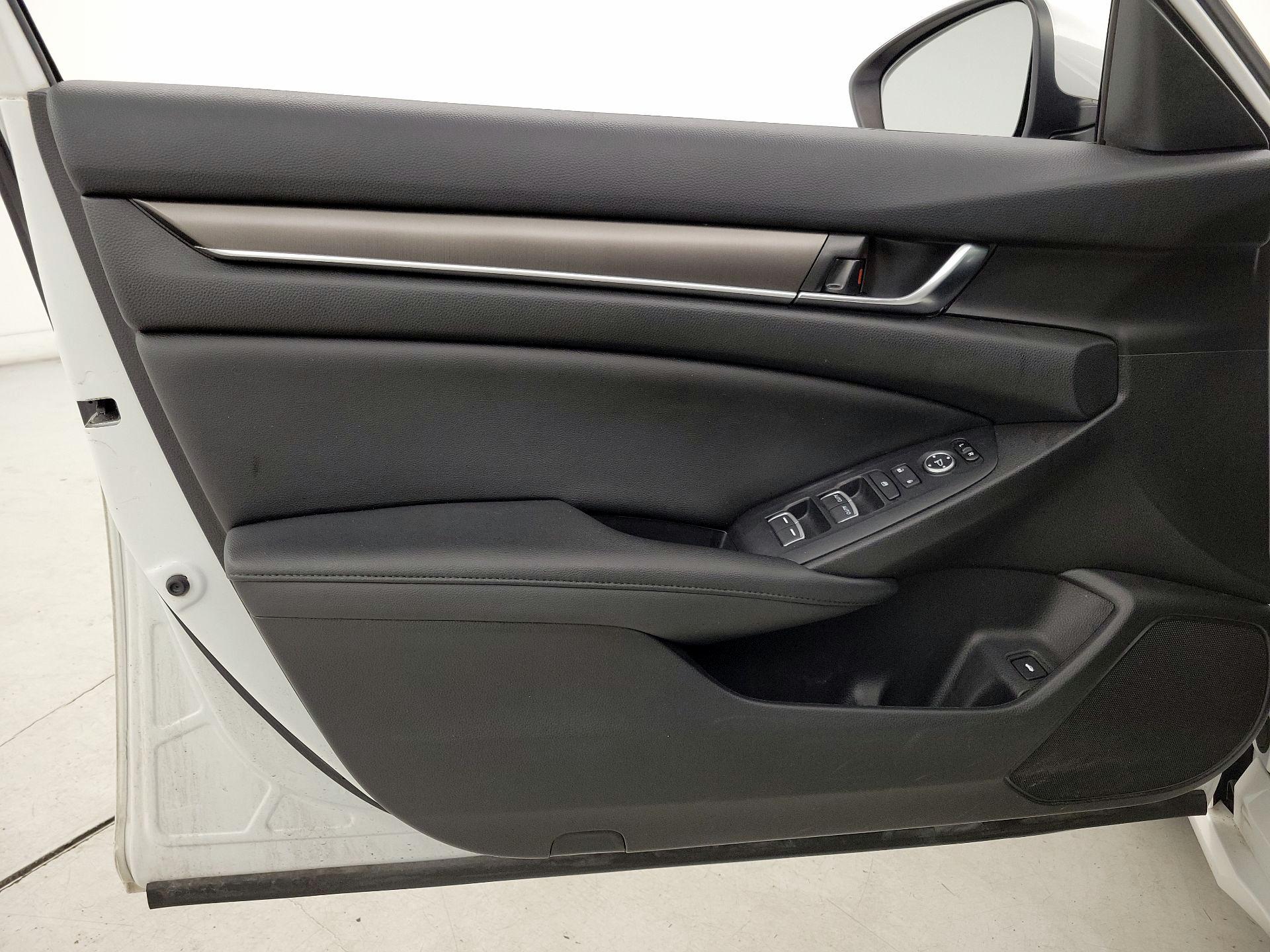 Thumbnail: 2020 Honda Accord - 12