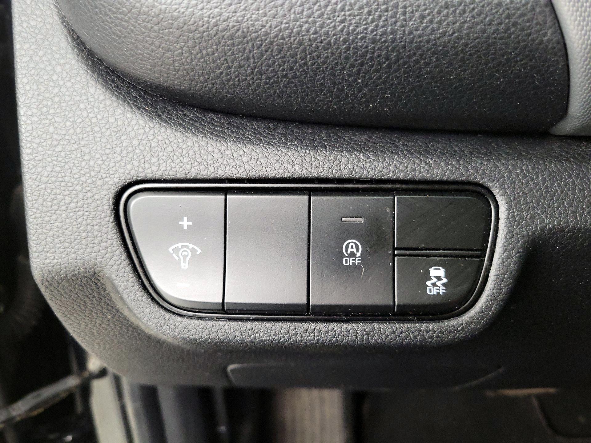 Thumbnail: 2021 Kia Seltos - 13