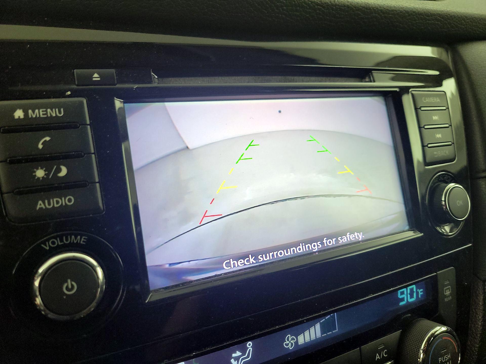 Thumbnail: 2018 Nissan Rogue - 14