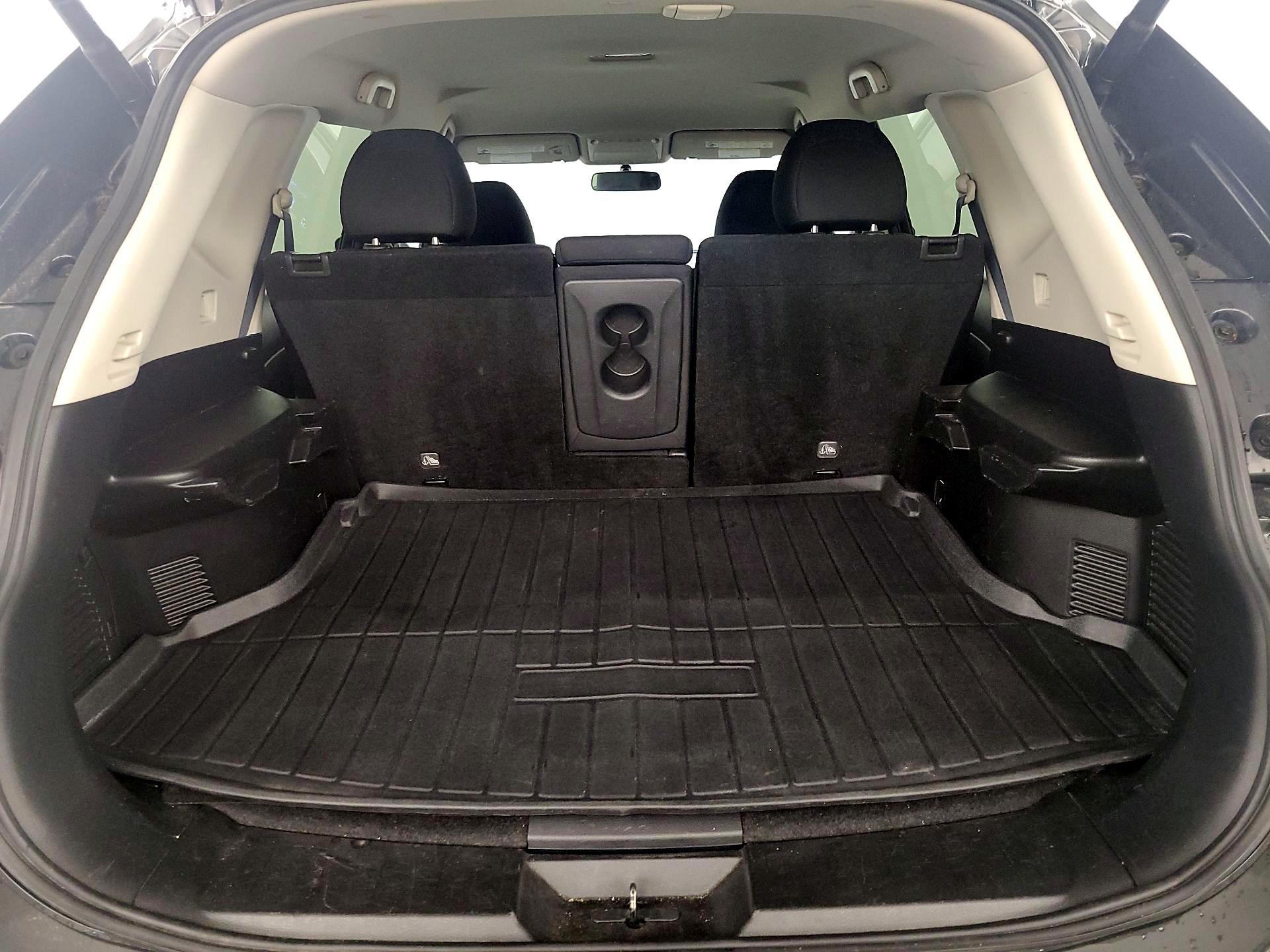 Thumbnail: 2018 Nissan Rogue - 20