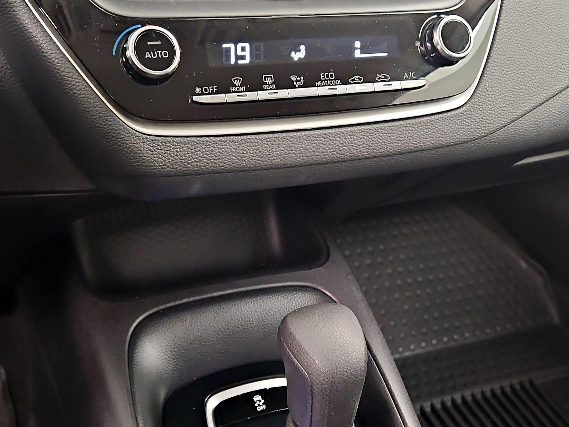 Thumbnail: 2022 Toyota Corolla - 16