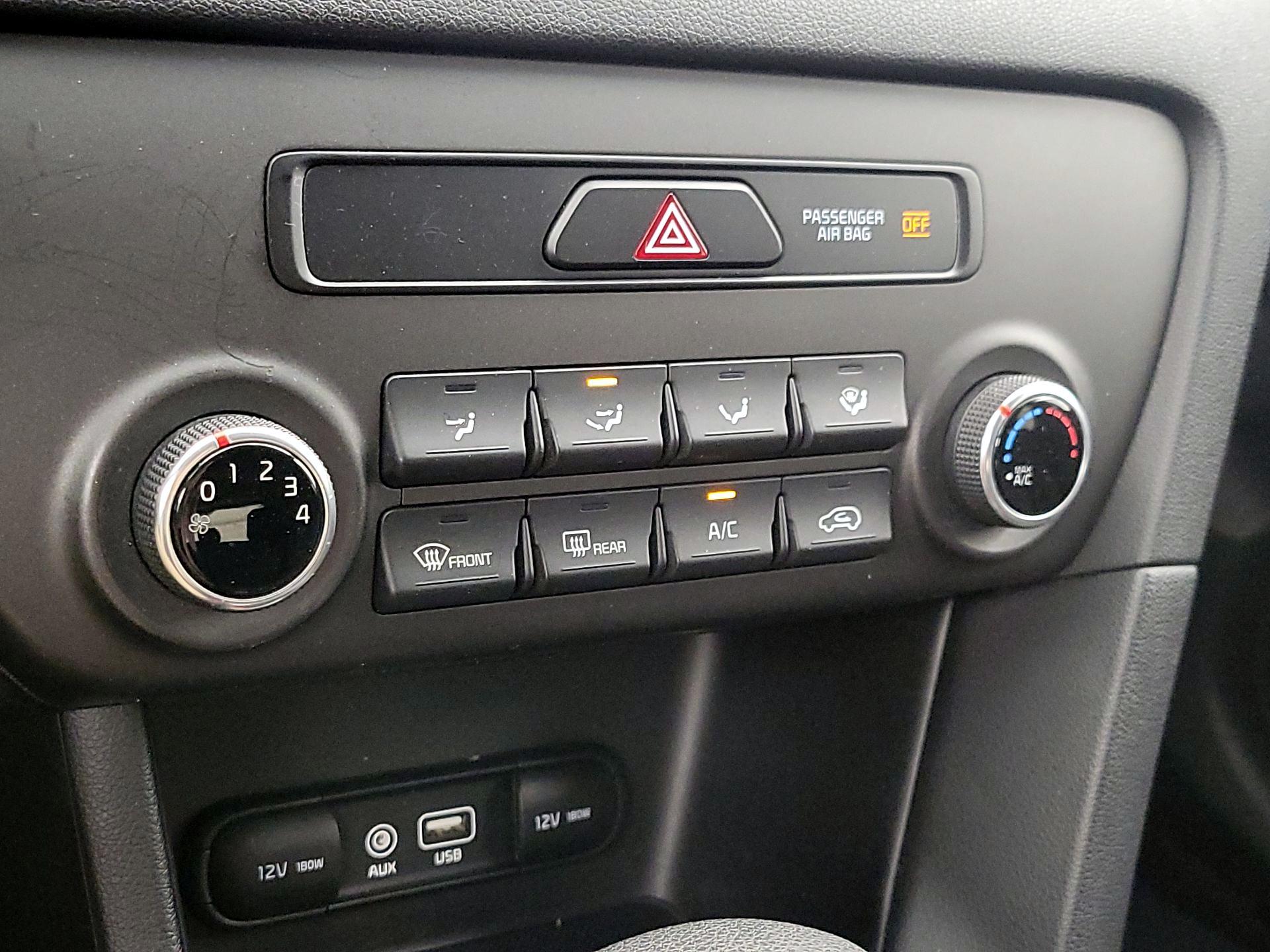 Thumbnail: 2018 Kia Sportage - 16