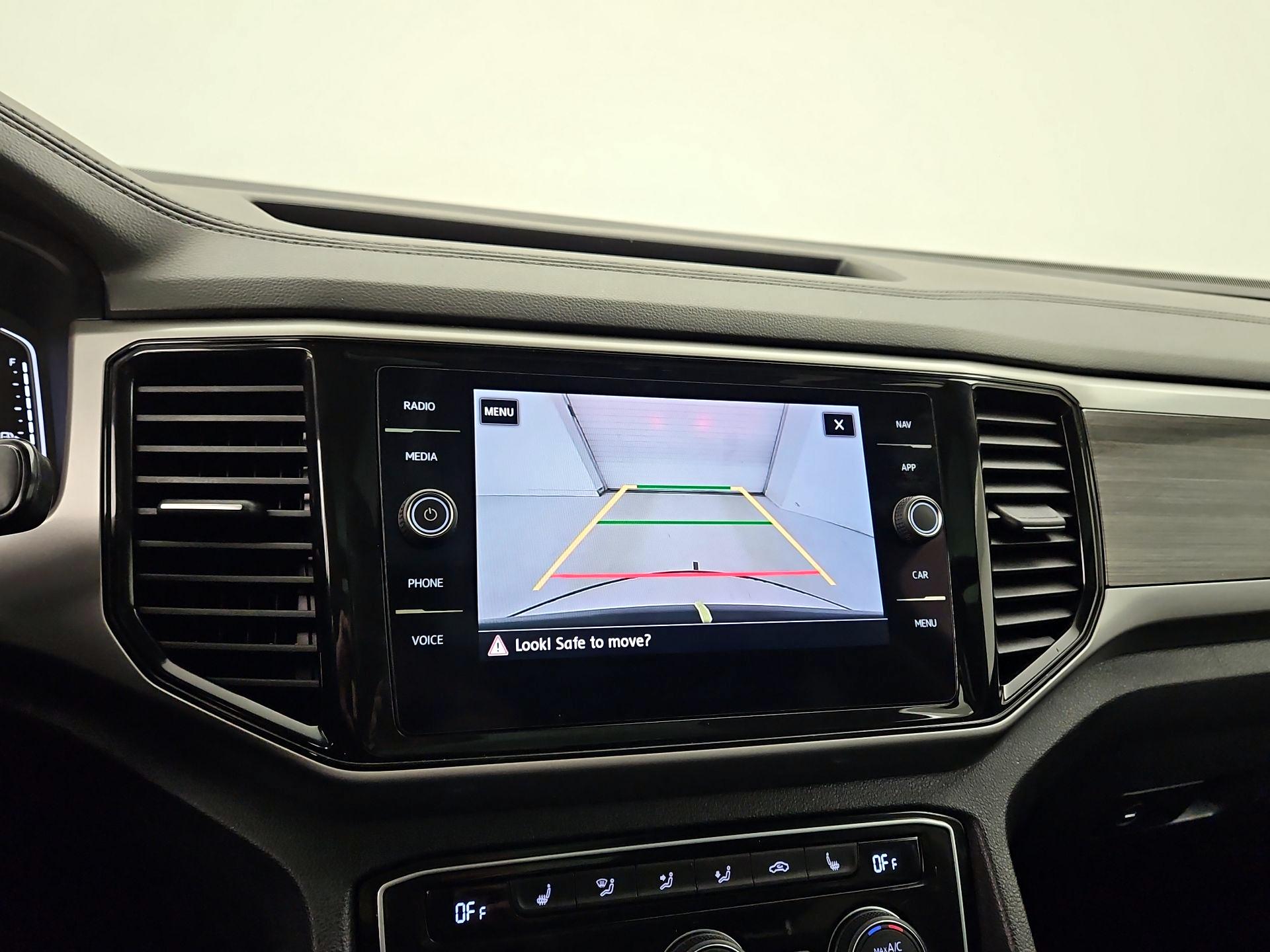 Thumbnail: 2021 Volkswagen Atlas - 15