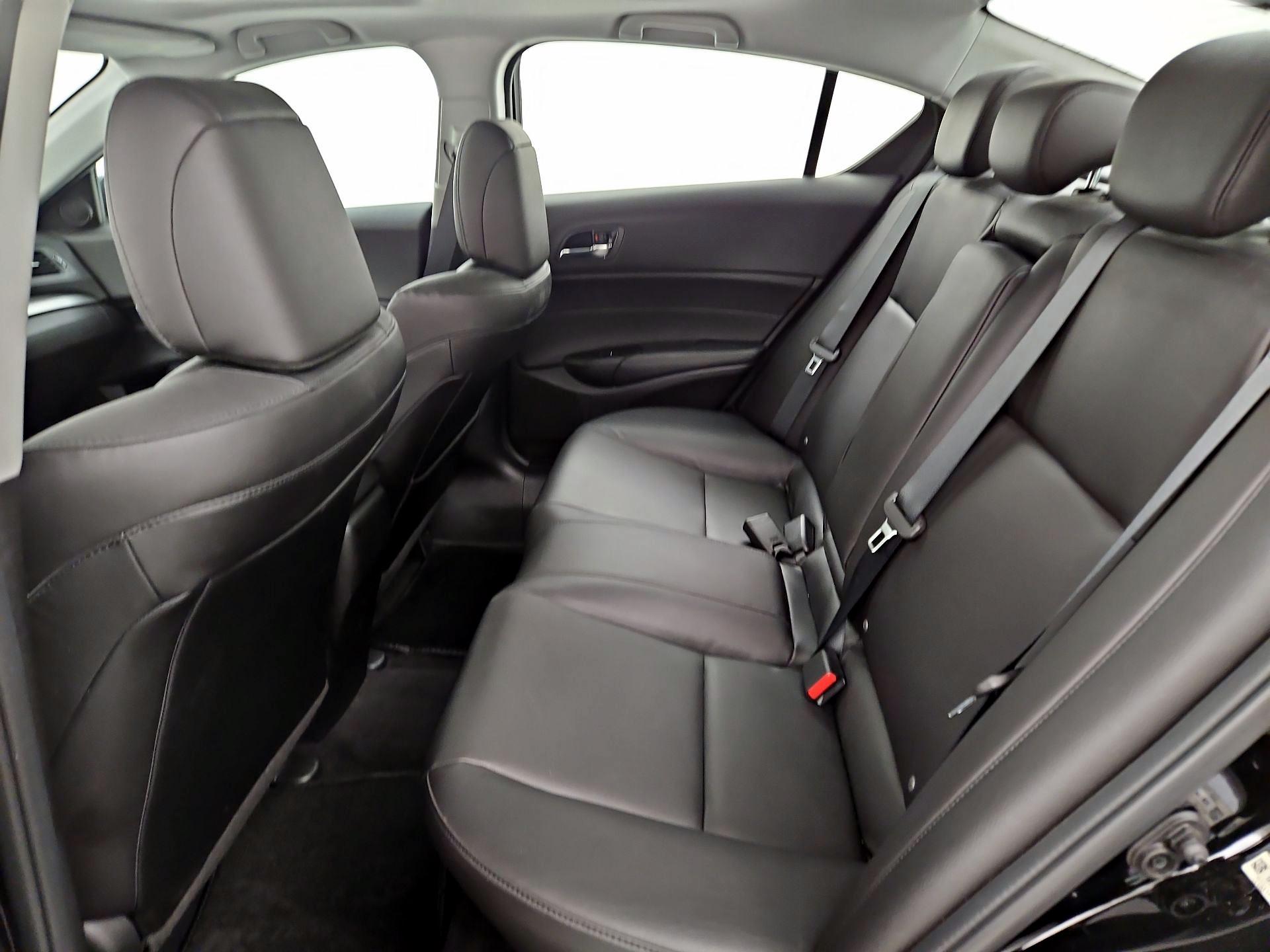 Thumbnail: 2017 Acura ILX - 19