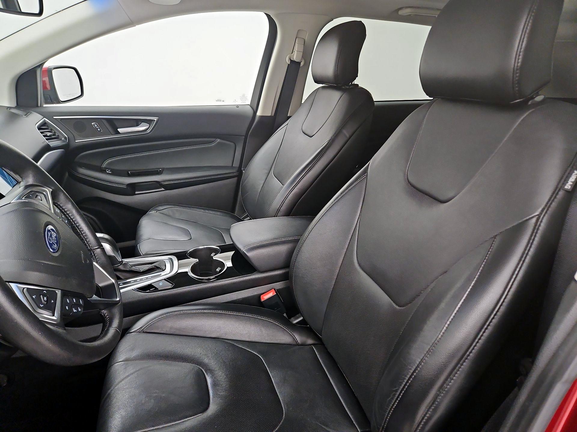 Thumbnail: 2016 Ford Edge - 11