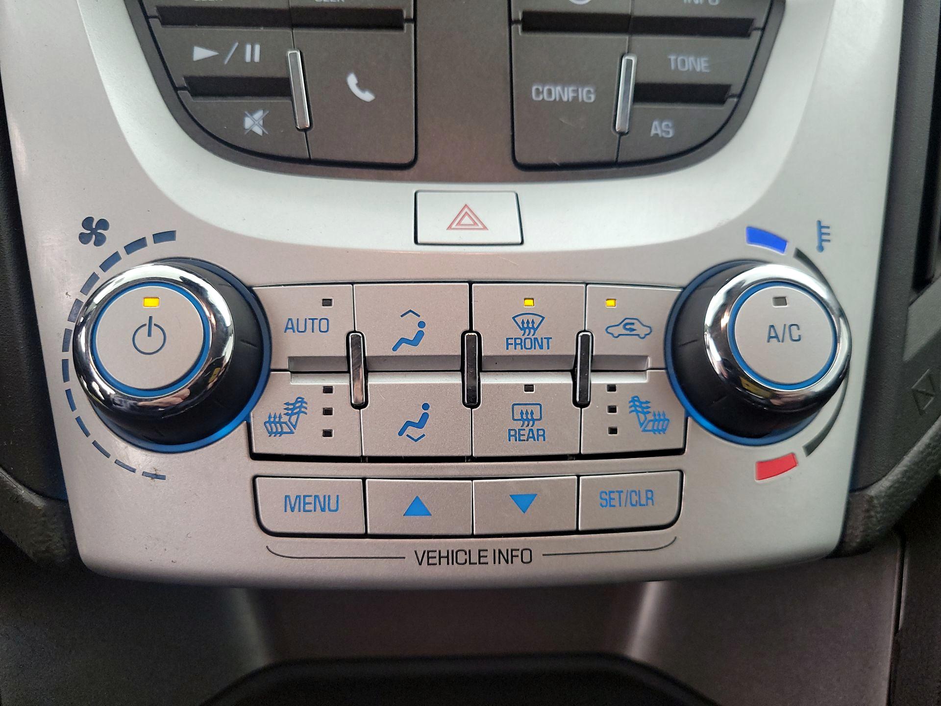 Thumbnail: 2017 Chevrolet Equinox - 15