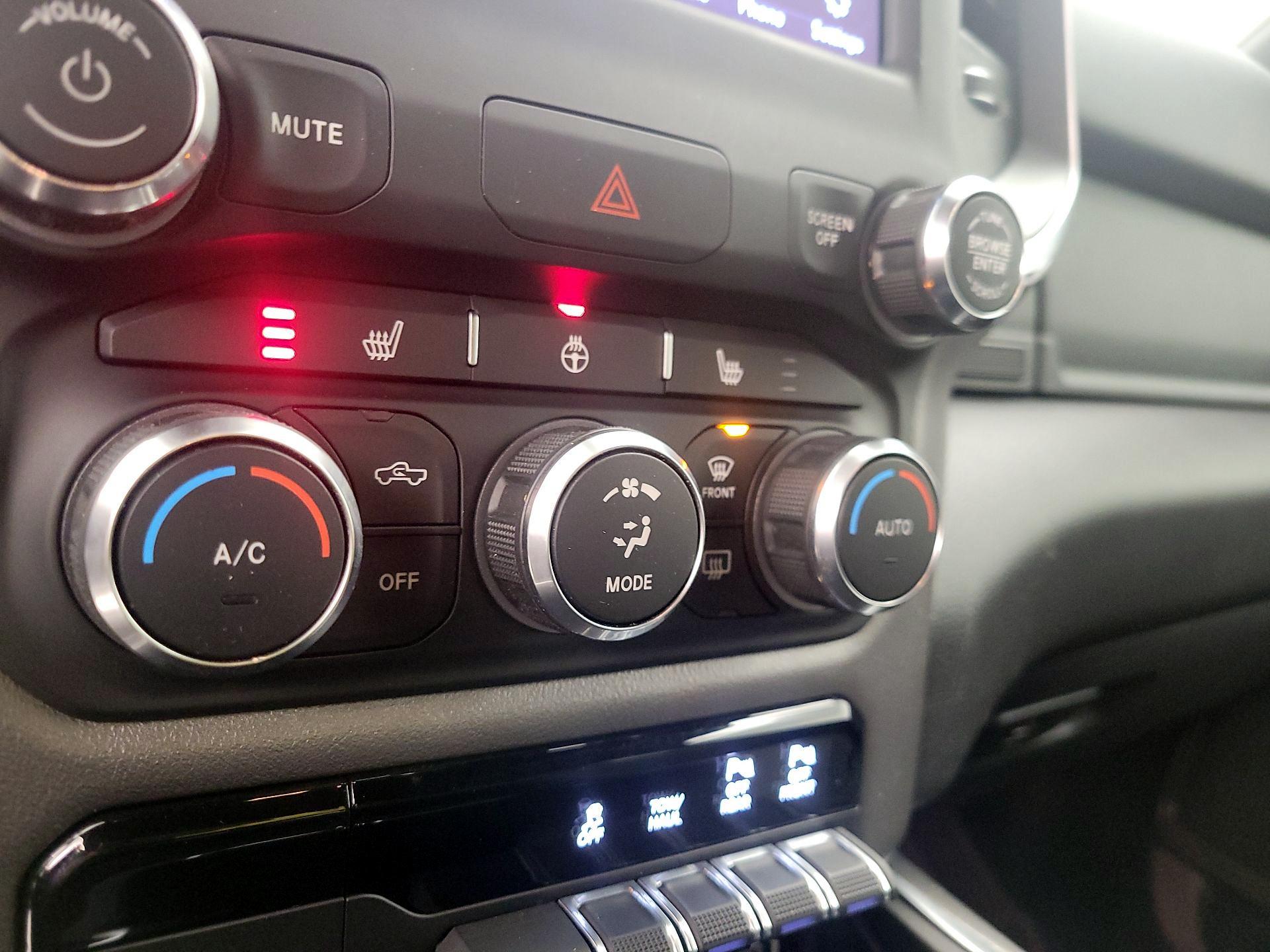 Thumbnail: 2019 RAM 1500 - 16