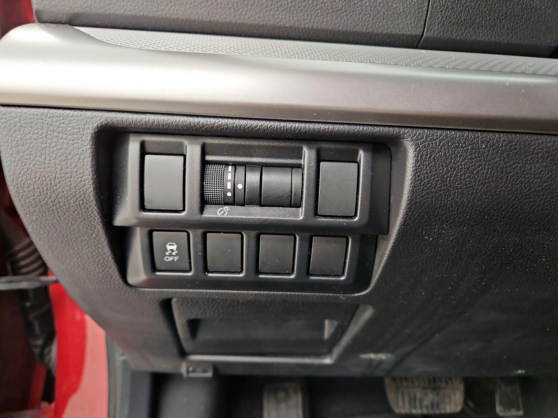 Thumbnail: 2015 Subaru Outback - 13