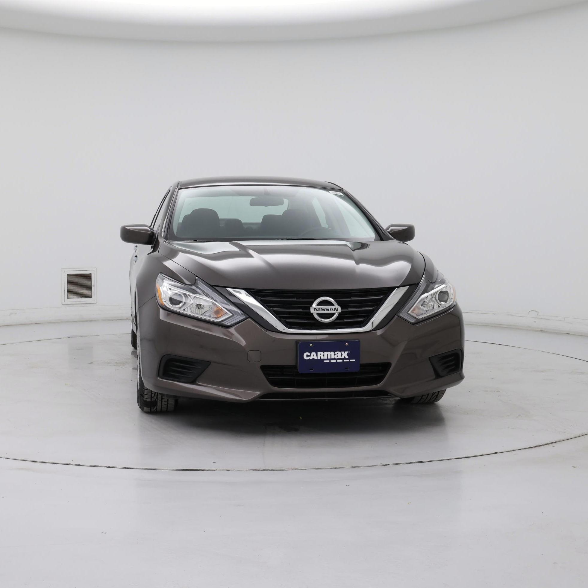 Thumbnail: 2016 Nissan Altima - 5