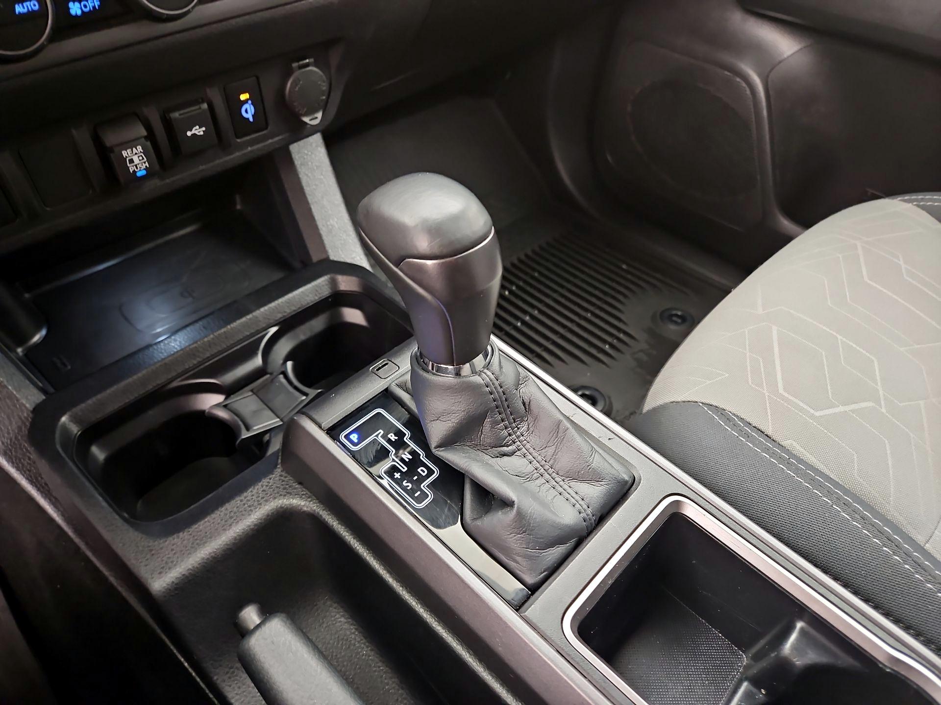 Thumbnail: 2023 Toyota Tacoma - 17