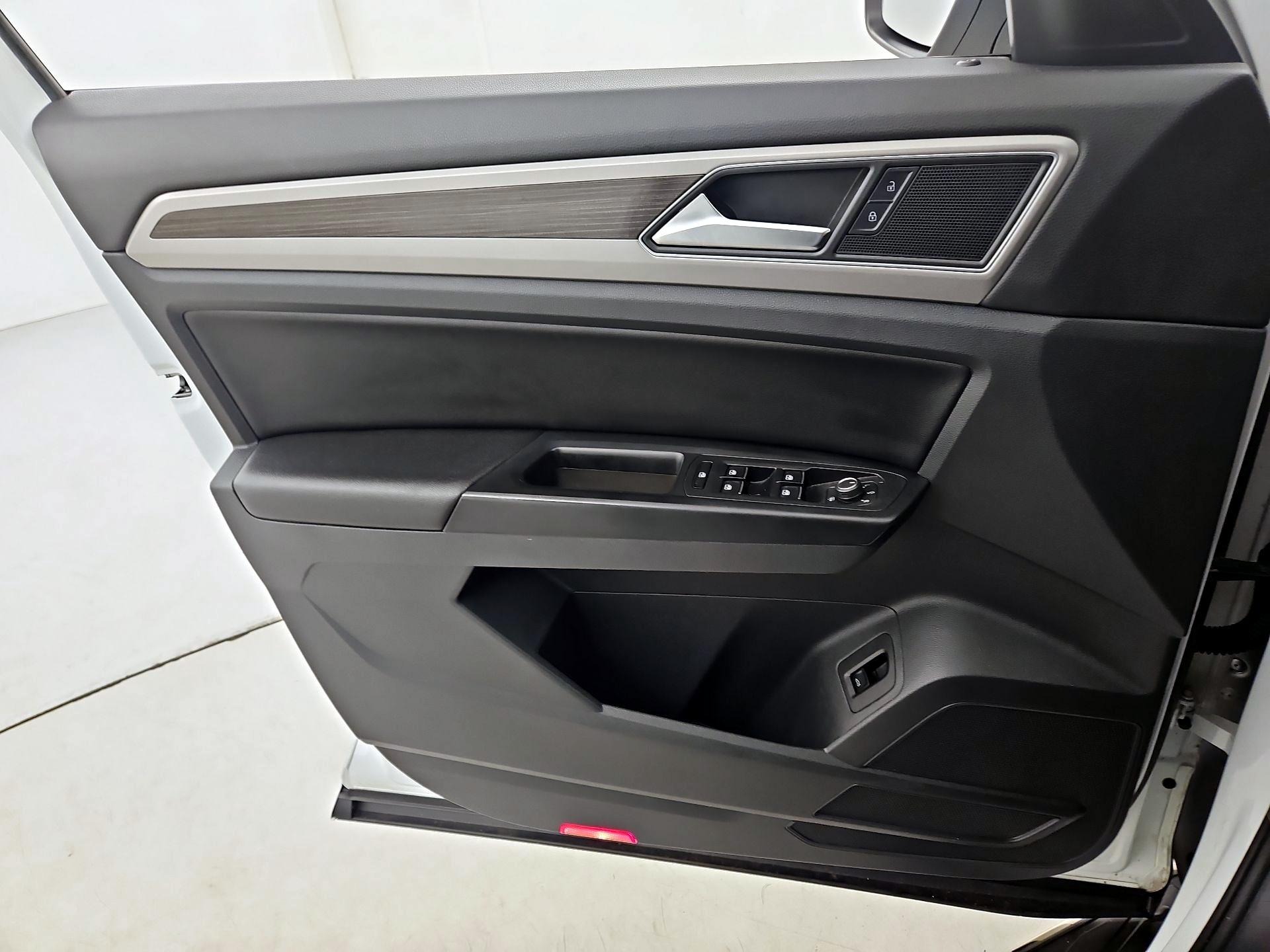 Thumbnail: 2019 Volkswagen Atlas - 12