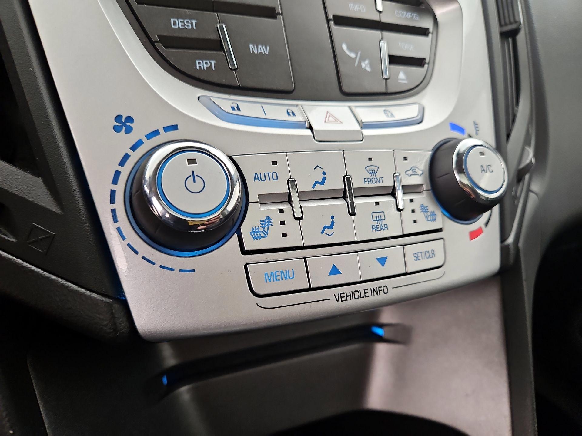 Thumbnail: 2014 Chevrolet Equinox - 16