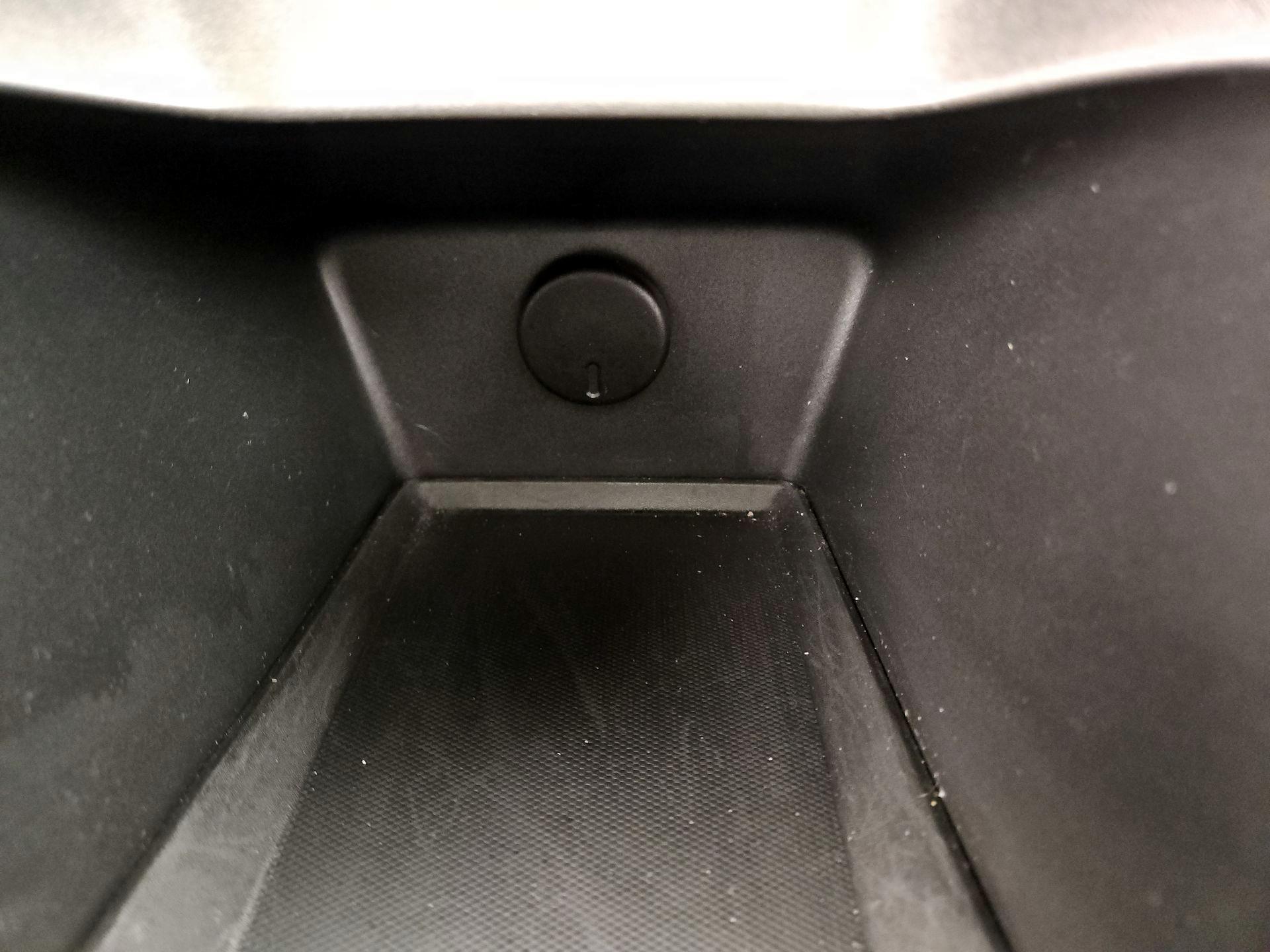 Thumbnail: 2014 Chevrolet Equinox - 18