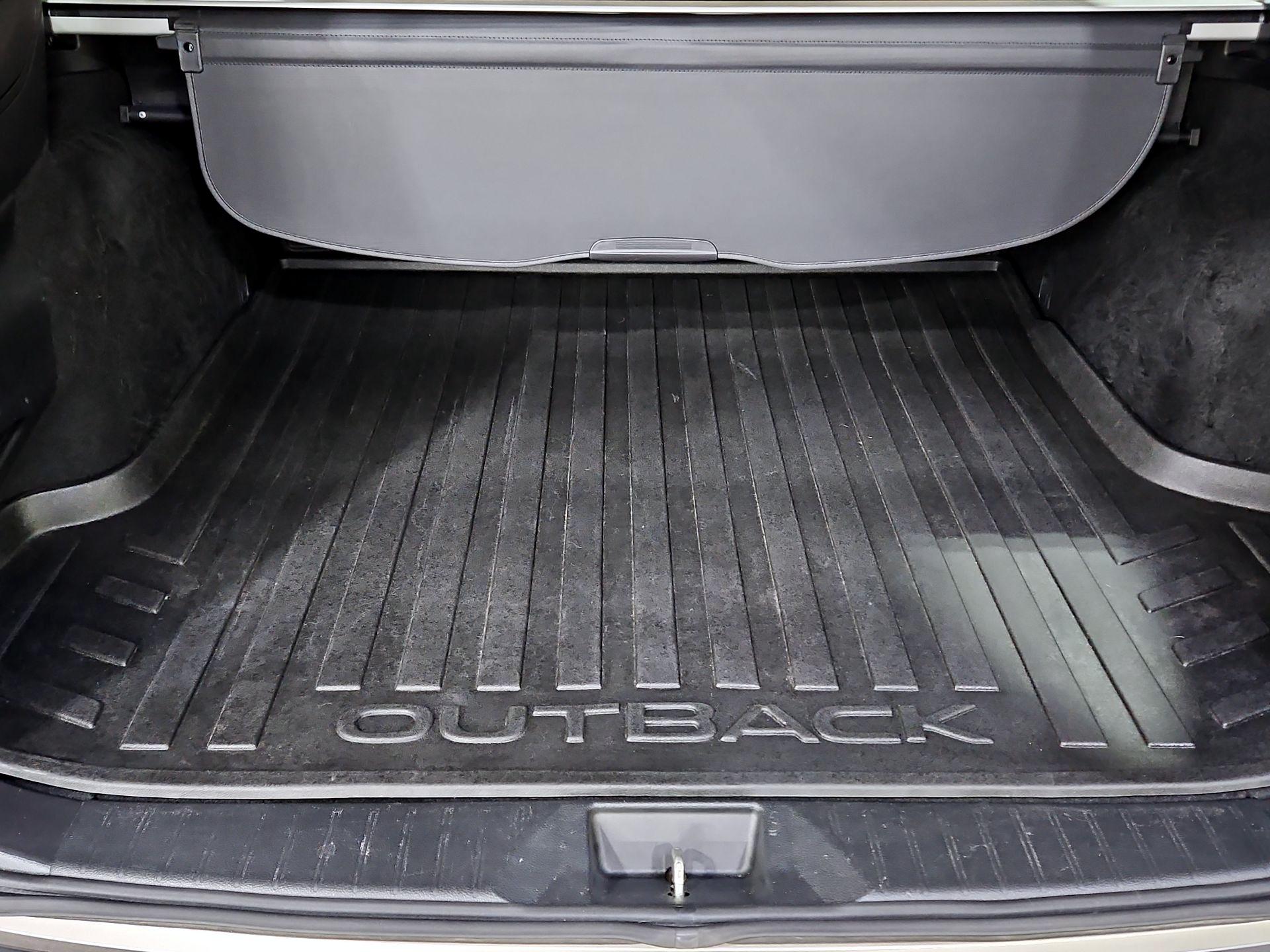 Thumbnail: 2017 Subaru Outback - 20