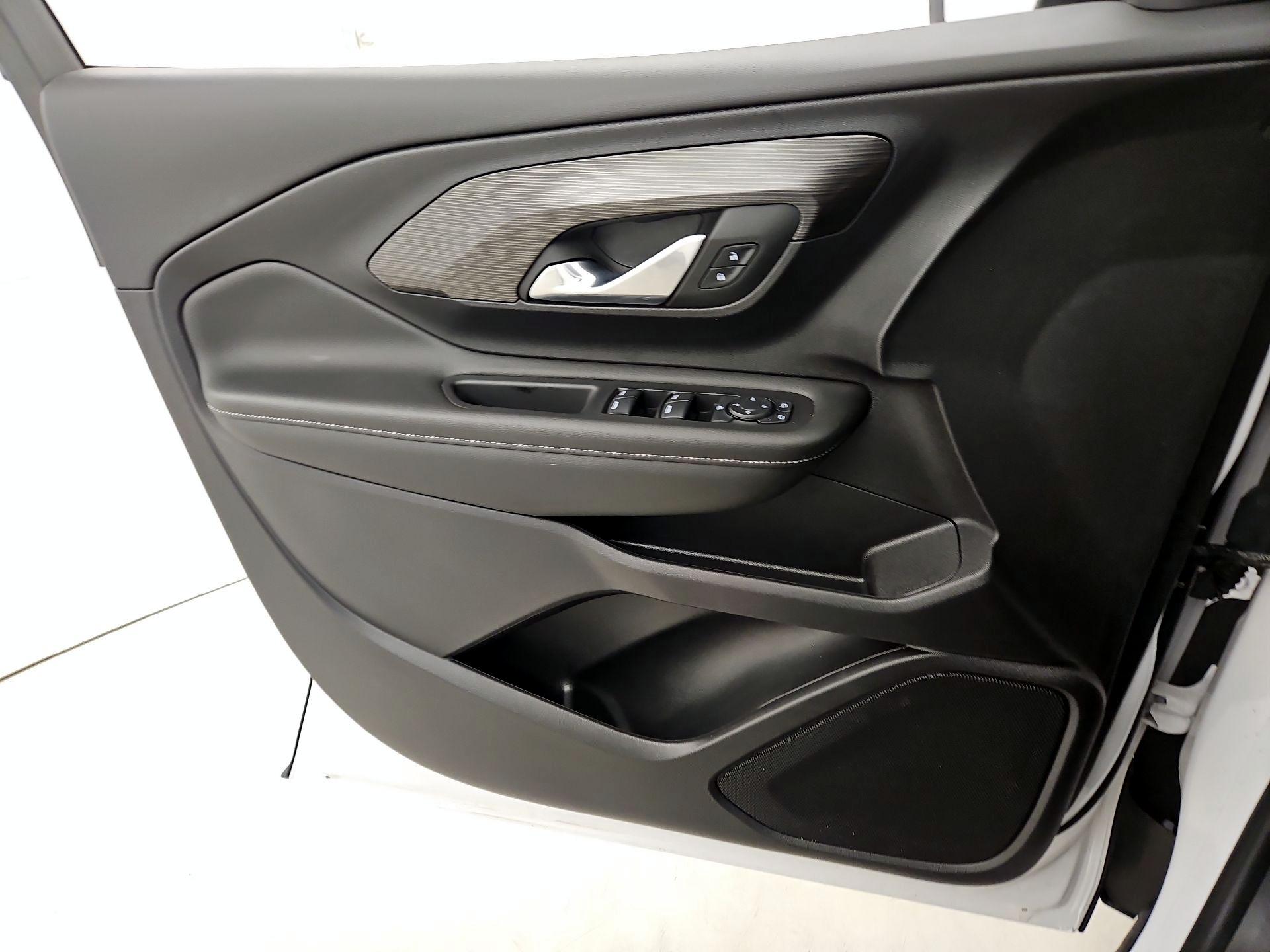 Thumbnail: 2024 GMC Terrain - 12